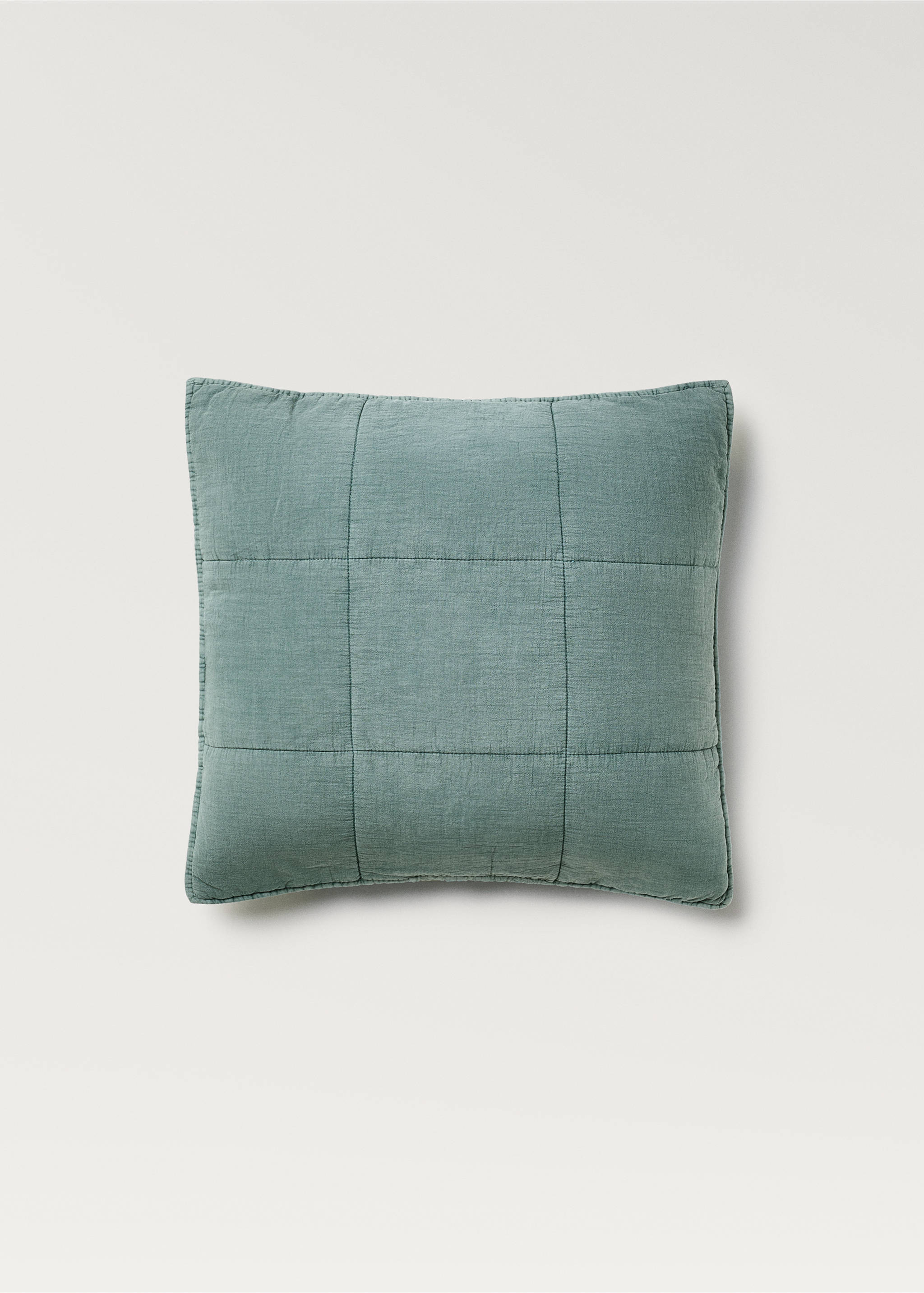 Garment-dyed cotton cushion cover with checks 50x50 cm - Article without model, Green. Ref: 87092908-00.