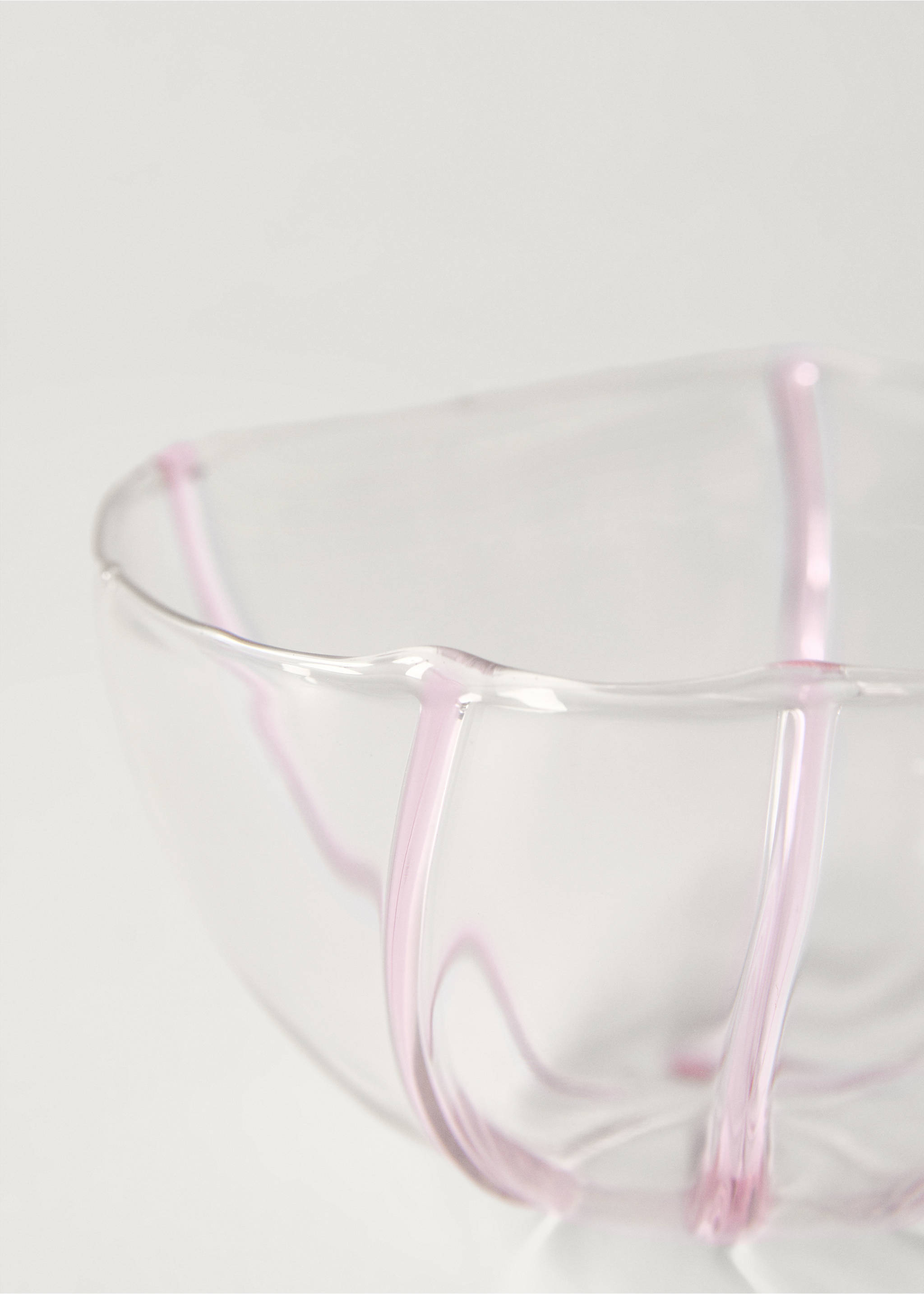 Borosilicate bowl with coloured lines - Details of the article 1, Light Pink. Ref: 87092929-00.