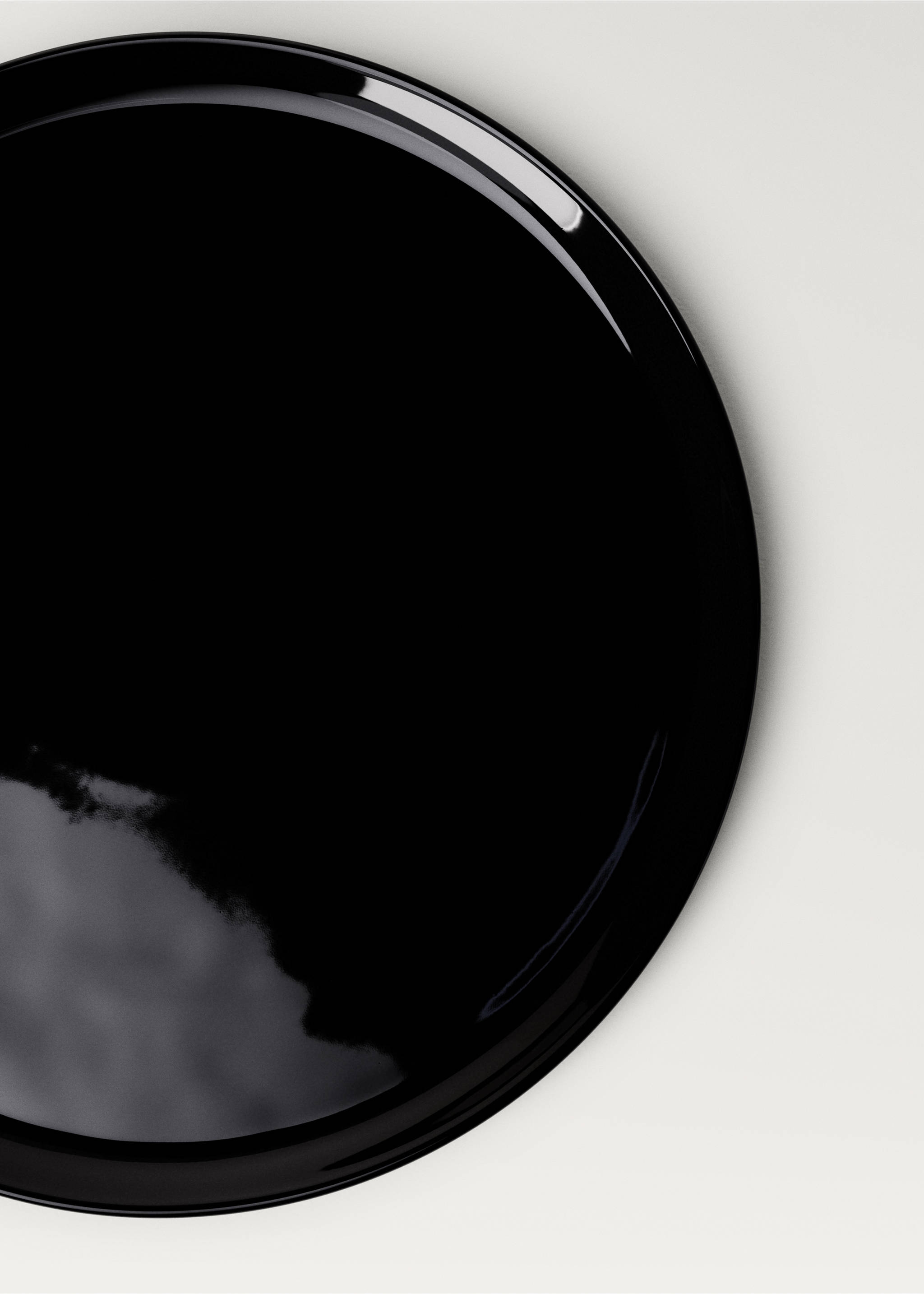 Essteller aus feinem Steingut - Detail des Artikels 2, Schwarz. Ref: 87092959-00.