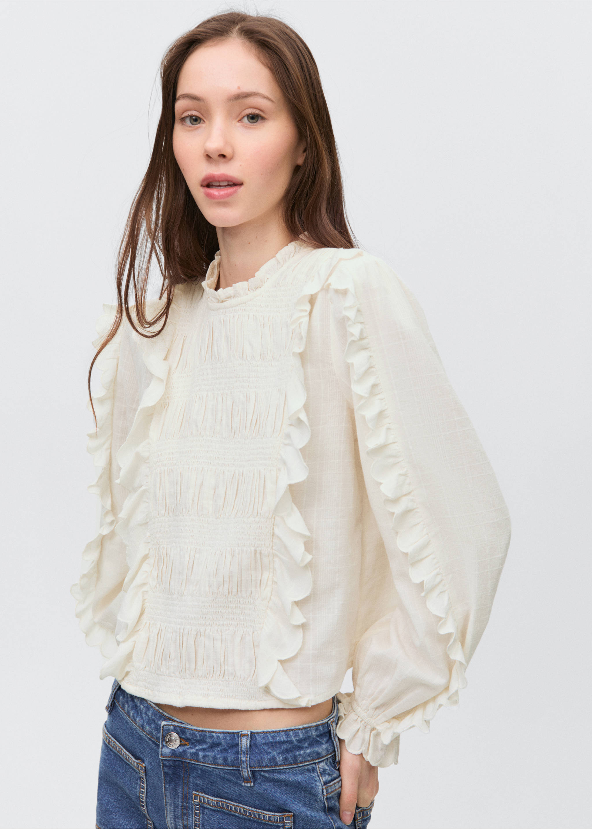 Ruched blouse with ruffles - Medium plane, Off White. Ref: 87093277-00.