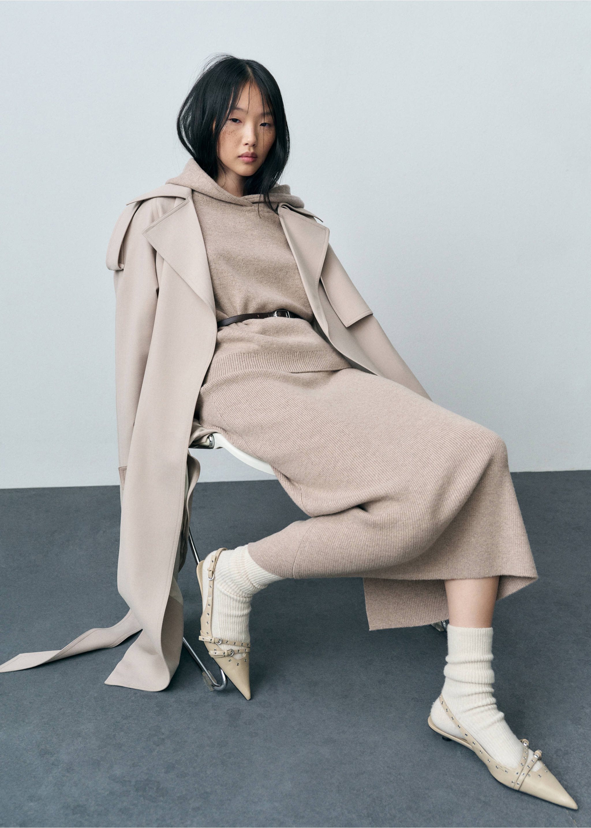 Jupe midi laine mélangée - Détail de l'article 2, Sable. Ref: 87093282-00.