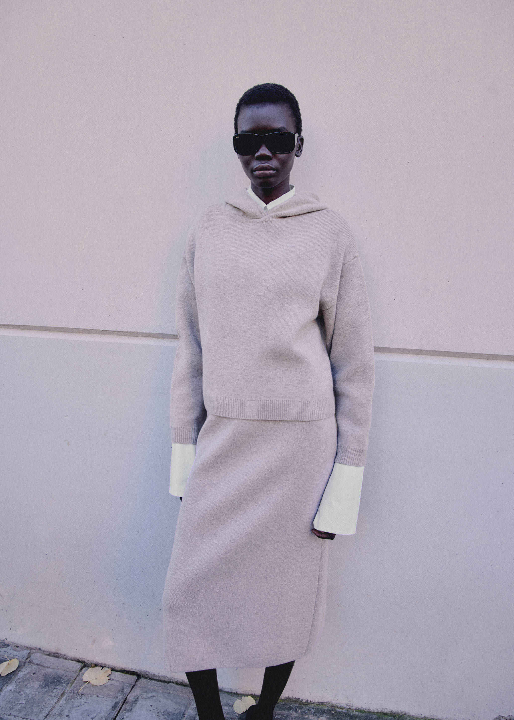 Jupe midi laine mélangée - Détail de l'article 7, Sable. Ref: 87093282-00.