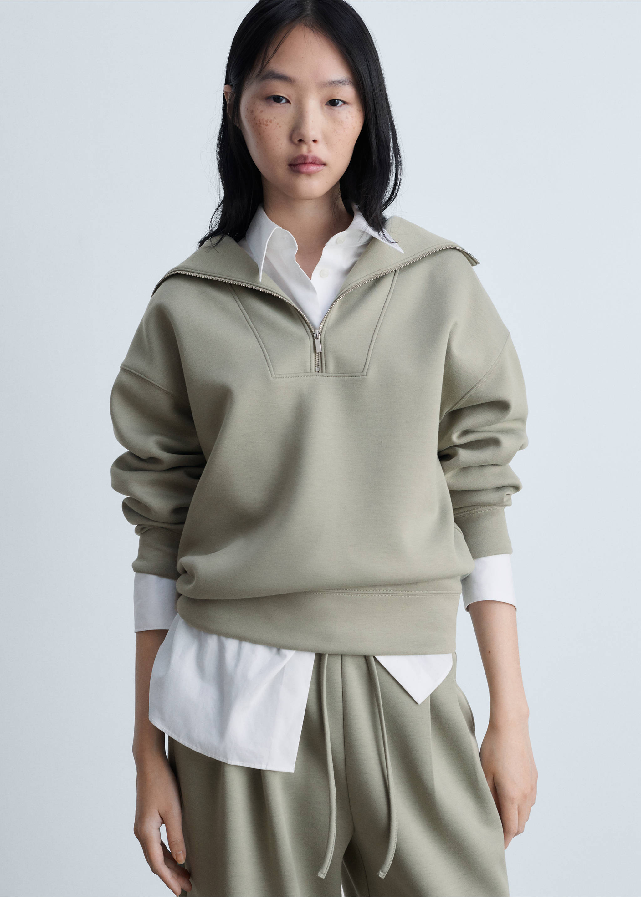 Knitted zip-neck sweatshirt - Medium plane, Khaki. Ref: 87093286-00.