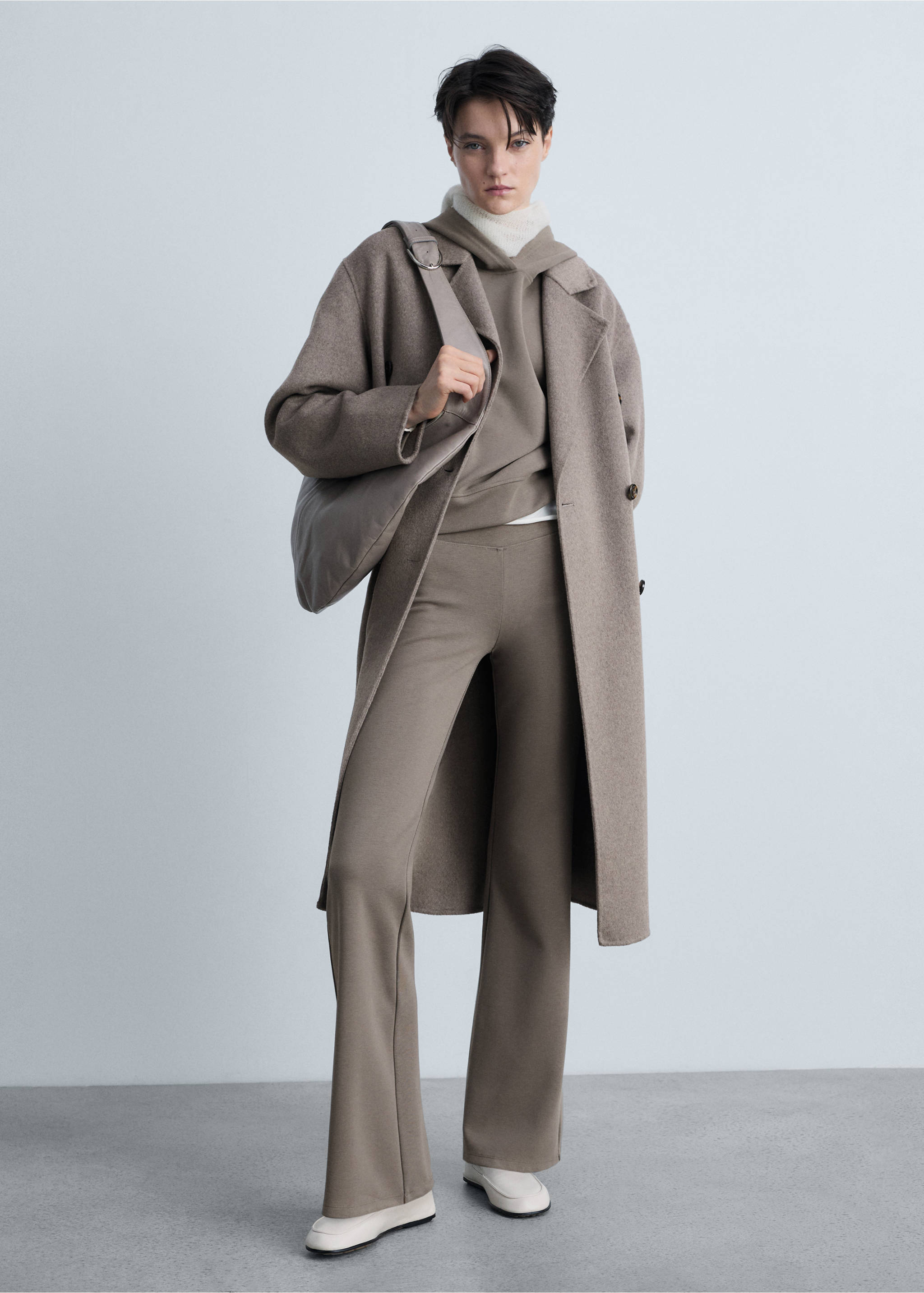 Sudadera oversize capucha - Plano general, Marrón medio. Ref: 87093289-00.