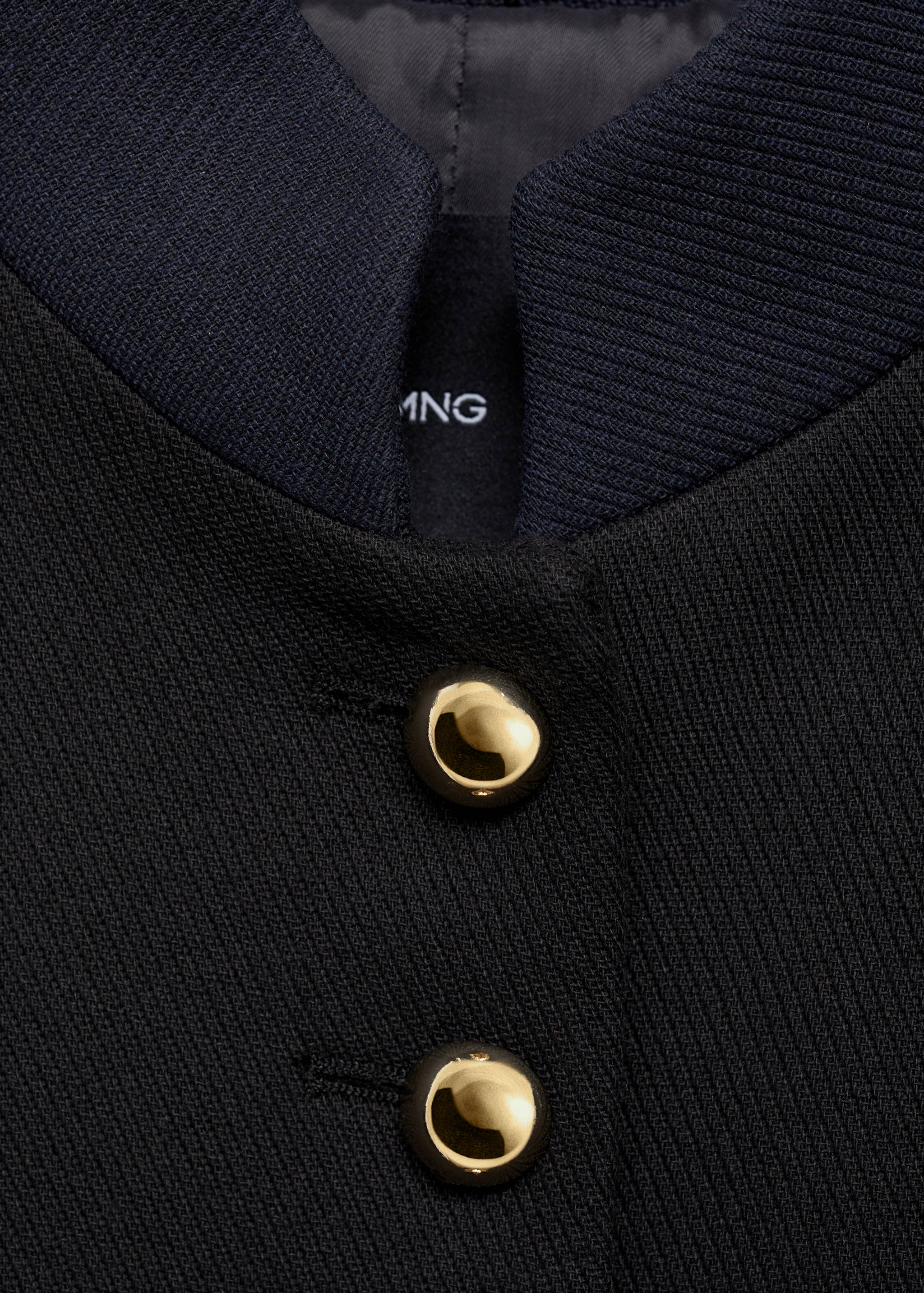 Jacke mit Stehkragen und Schmuckknöpfen - Detail des Artikels 8