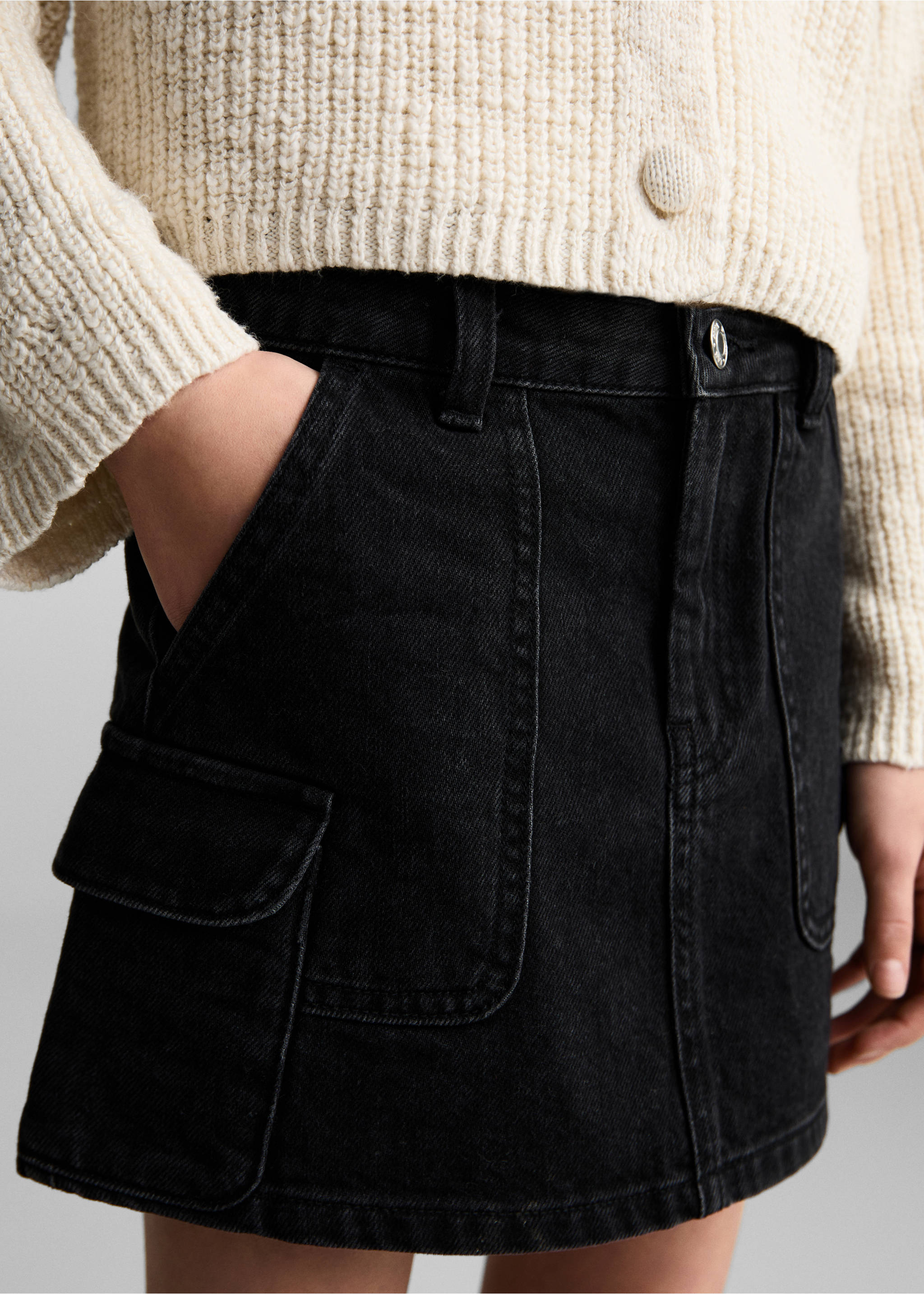 Minifaldilla texana - Detall de l'article 6, Black denim. Ref: 87093632-00.