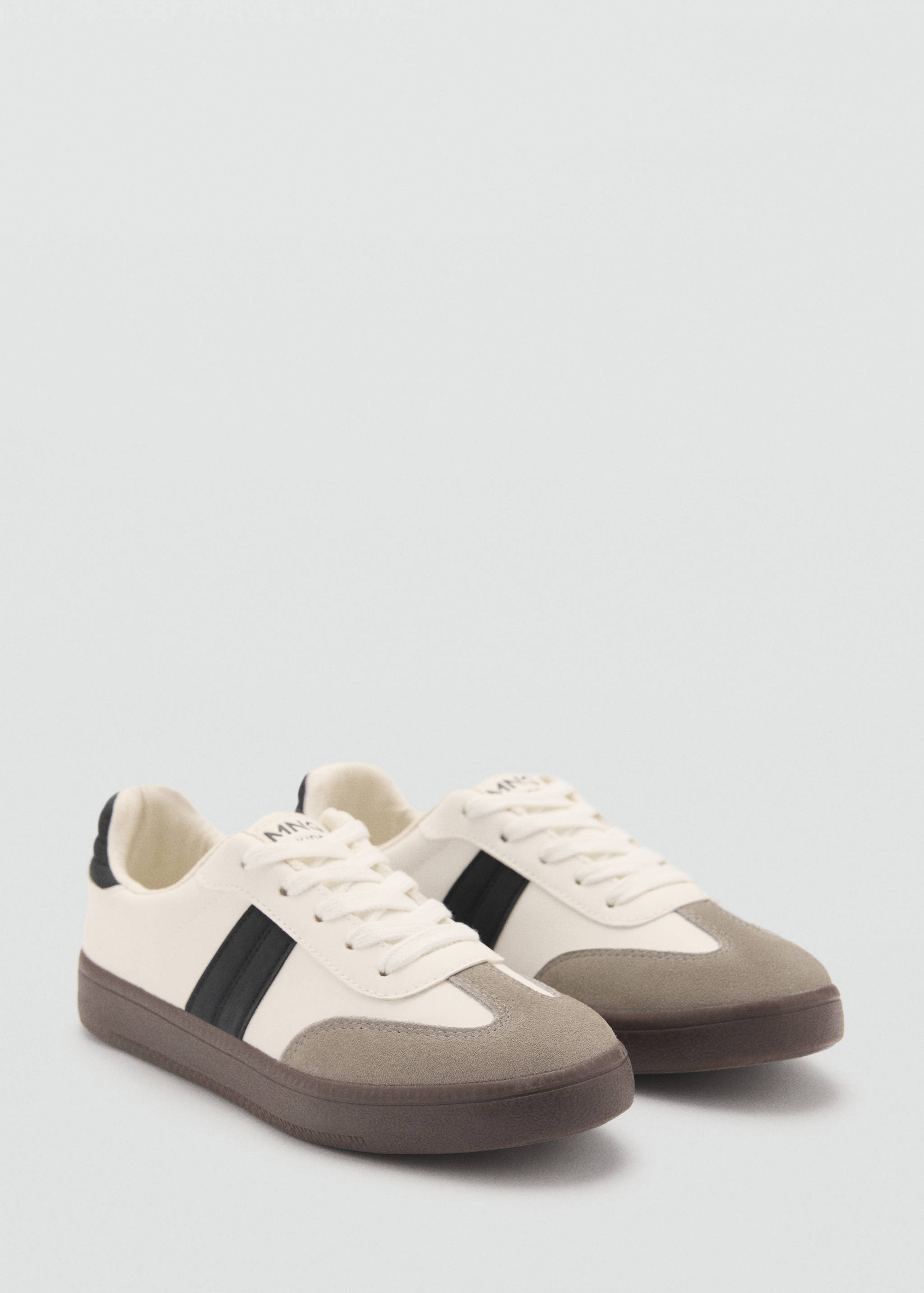 Tennis combinées cuir - Plan moyen