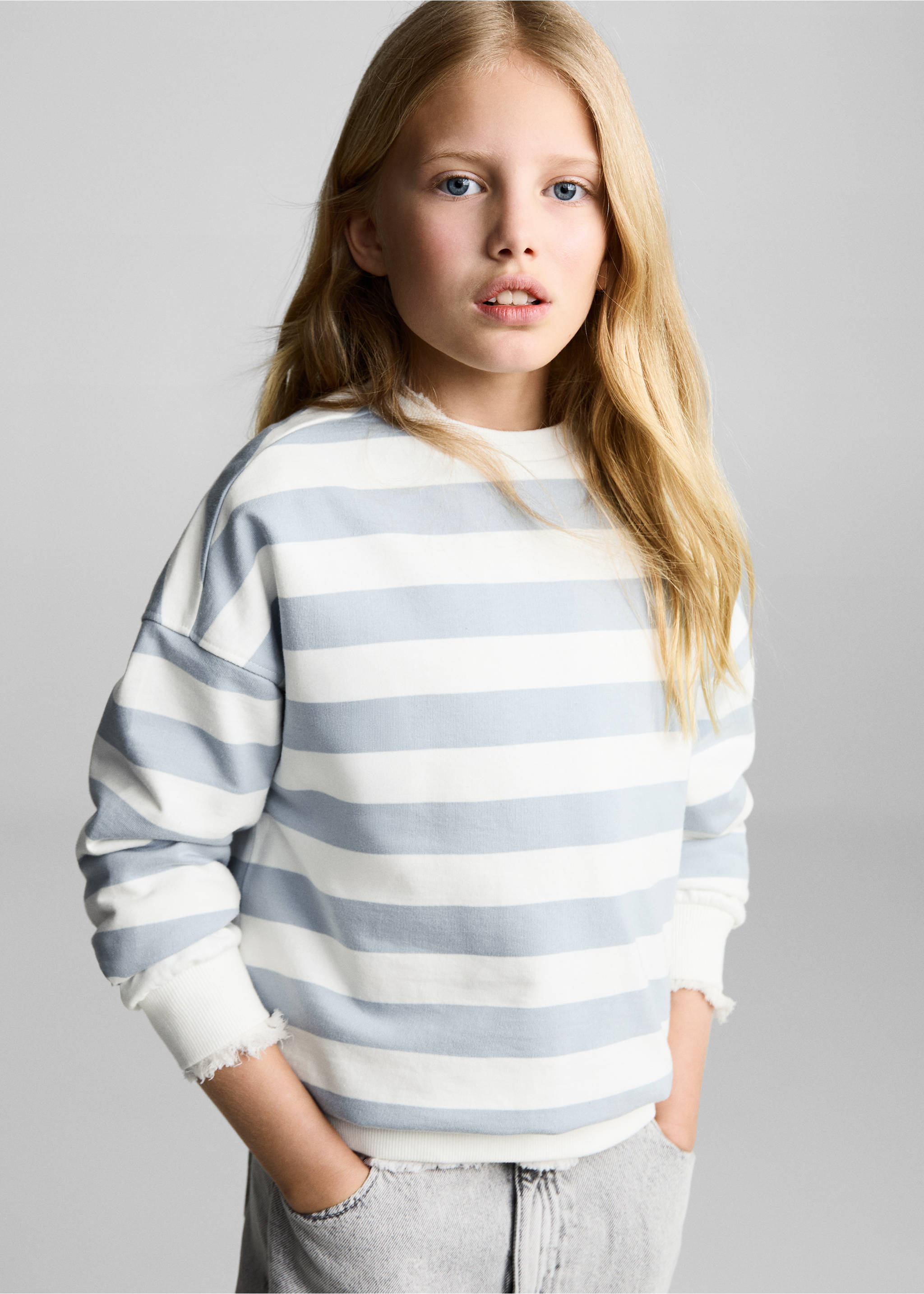 Randig sweatshirt i bomull - Bild av mittparti, Himmelblå. Ref: 87093642-00.