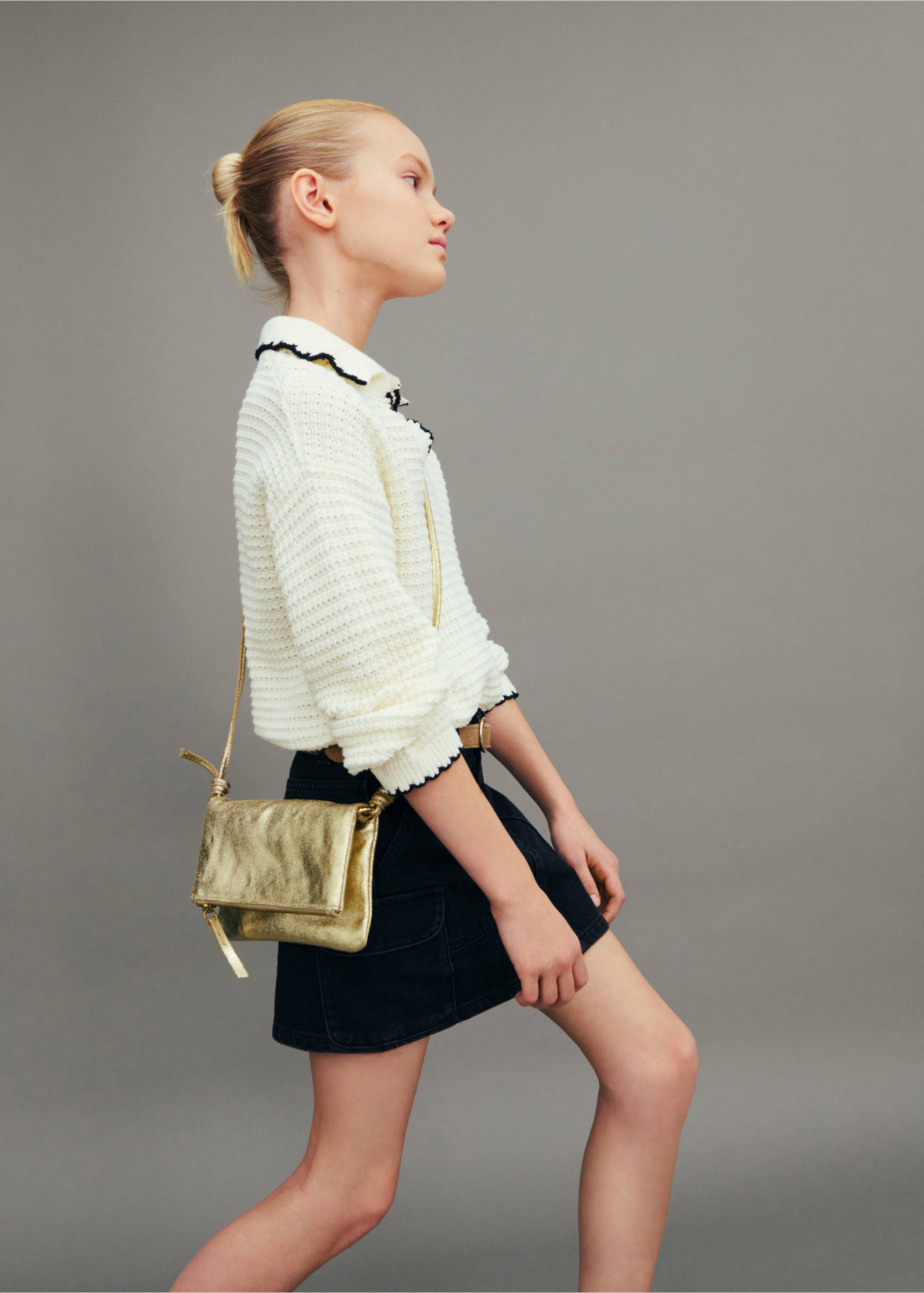 Leather metallic bag - Details of the article 5, Gold. Ref: 87093644-00.