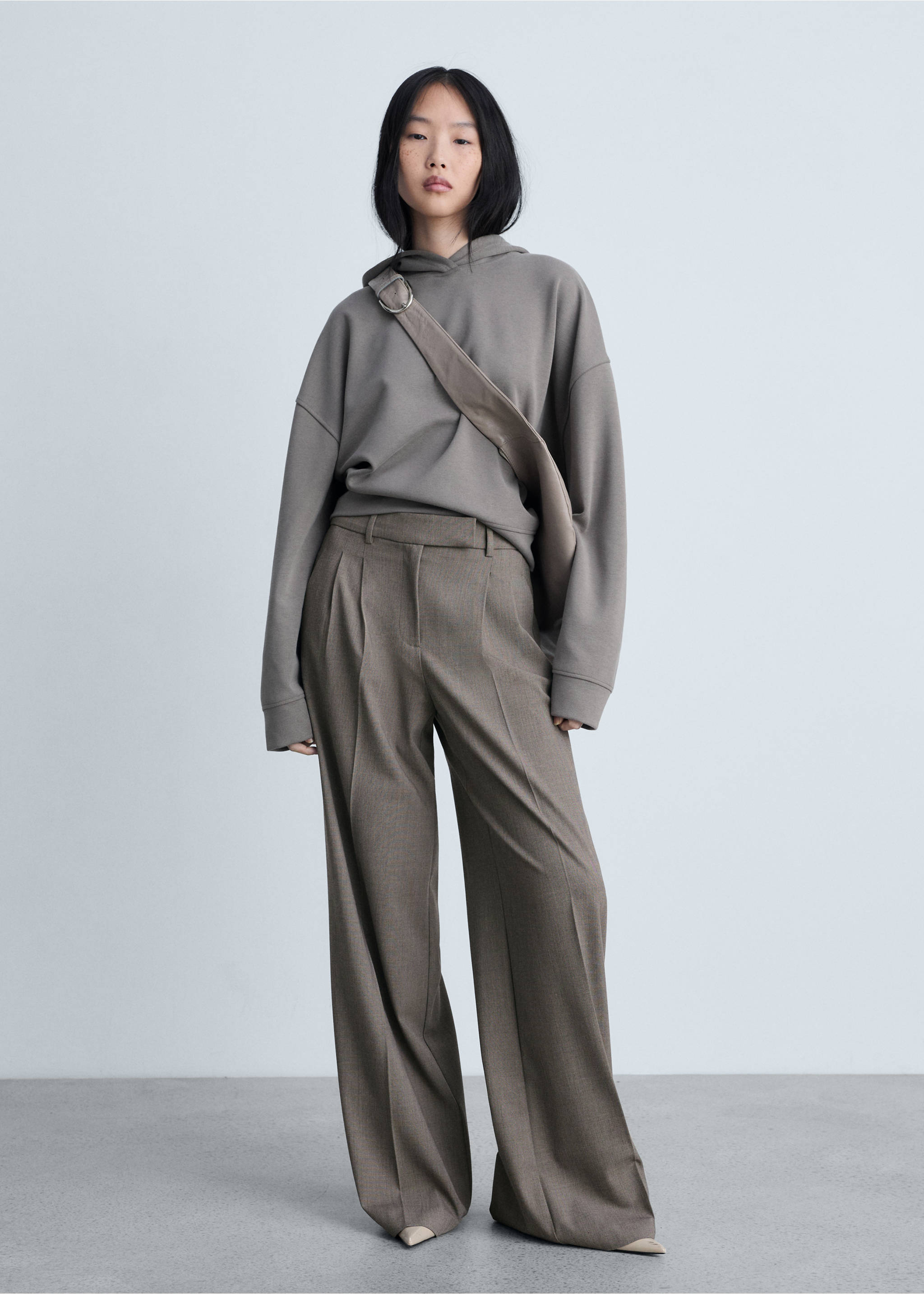Wide leg suit trousers - Details of the article 2, Brown. Ref: 87093651-00.
