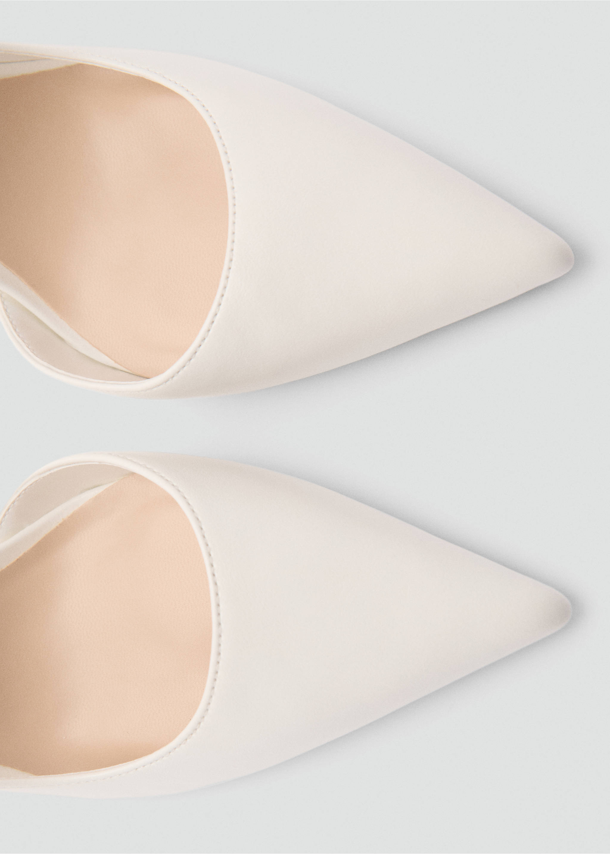 Asymmetrical heeled shoes - Details of the article 2, White. Ref: 87094067-00.