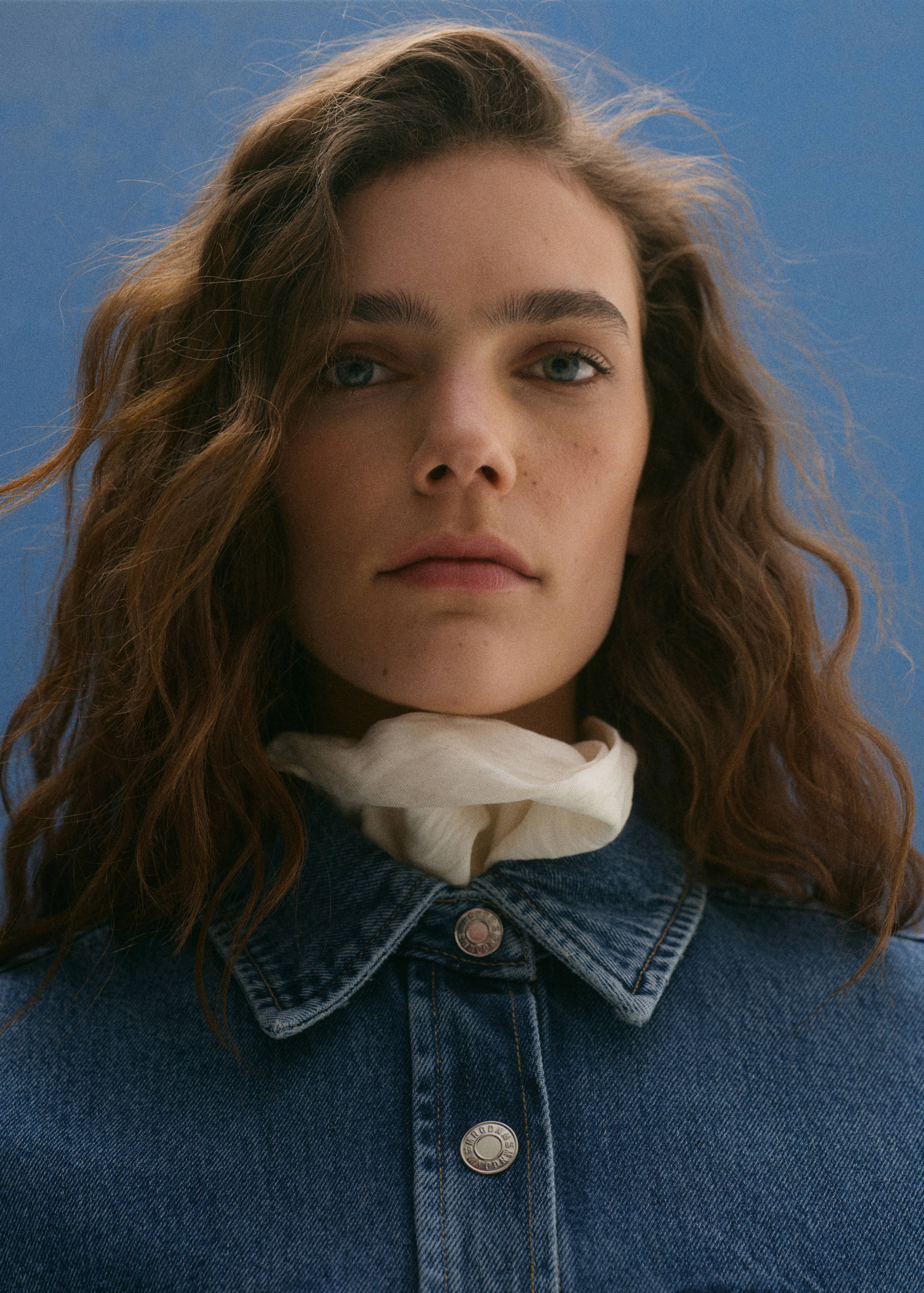 Denim overshirt pockets - Details of the article 1