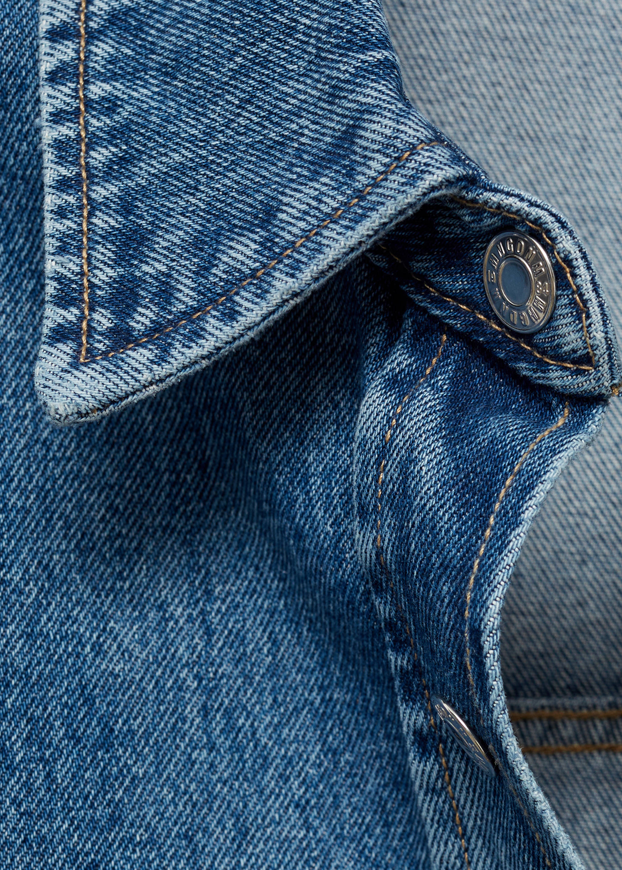 Denim overshirt pockets - Details of the article 0