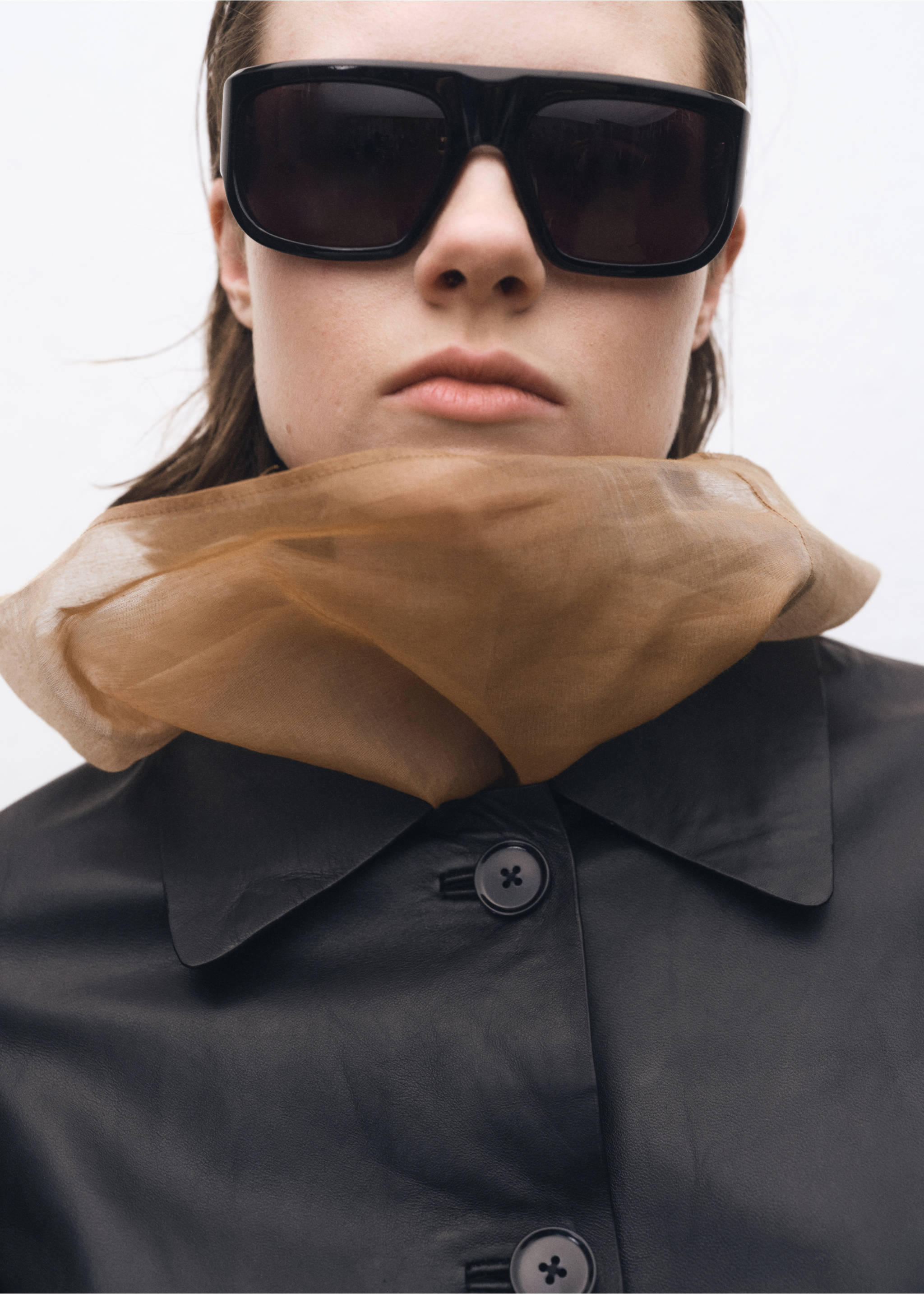 Buttoned leather jacket - Details of the article 1, Black. Ref: 87094074-00.