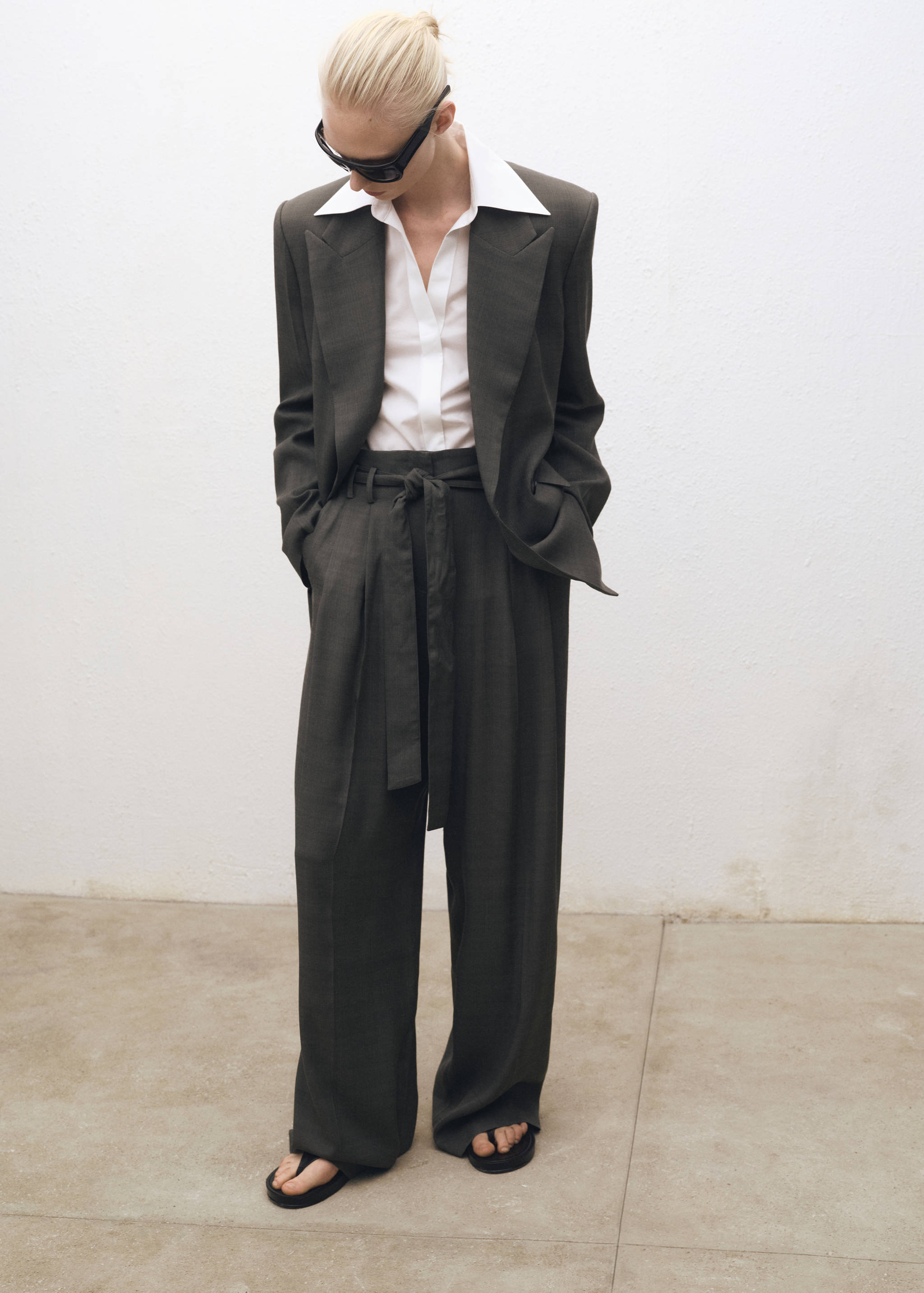 Regular cotton lyocell-blend shirt - Reverse of the article