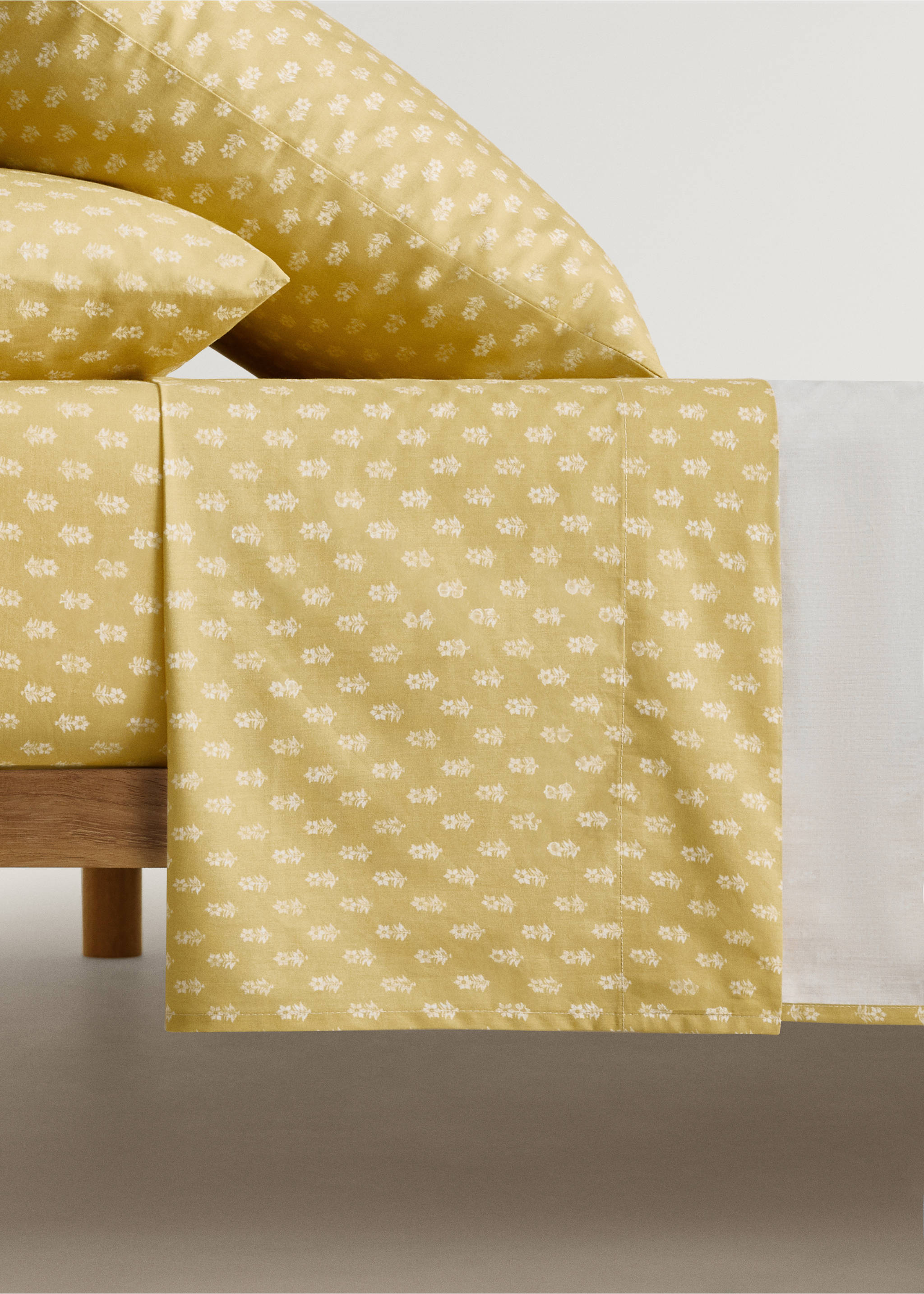 Sábana encimera infantil algodón percal flor pequeña cama 90 cm - Artículo sin modelo, Rosa. Ref: 87094084-00.