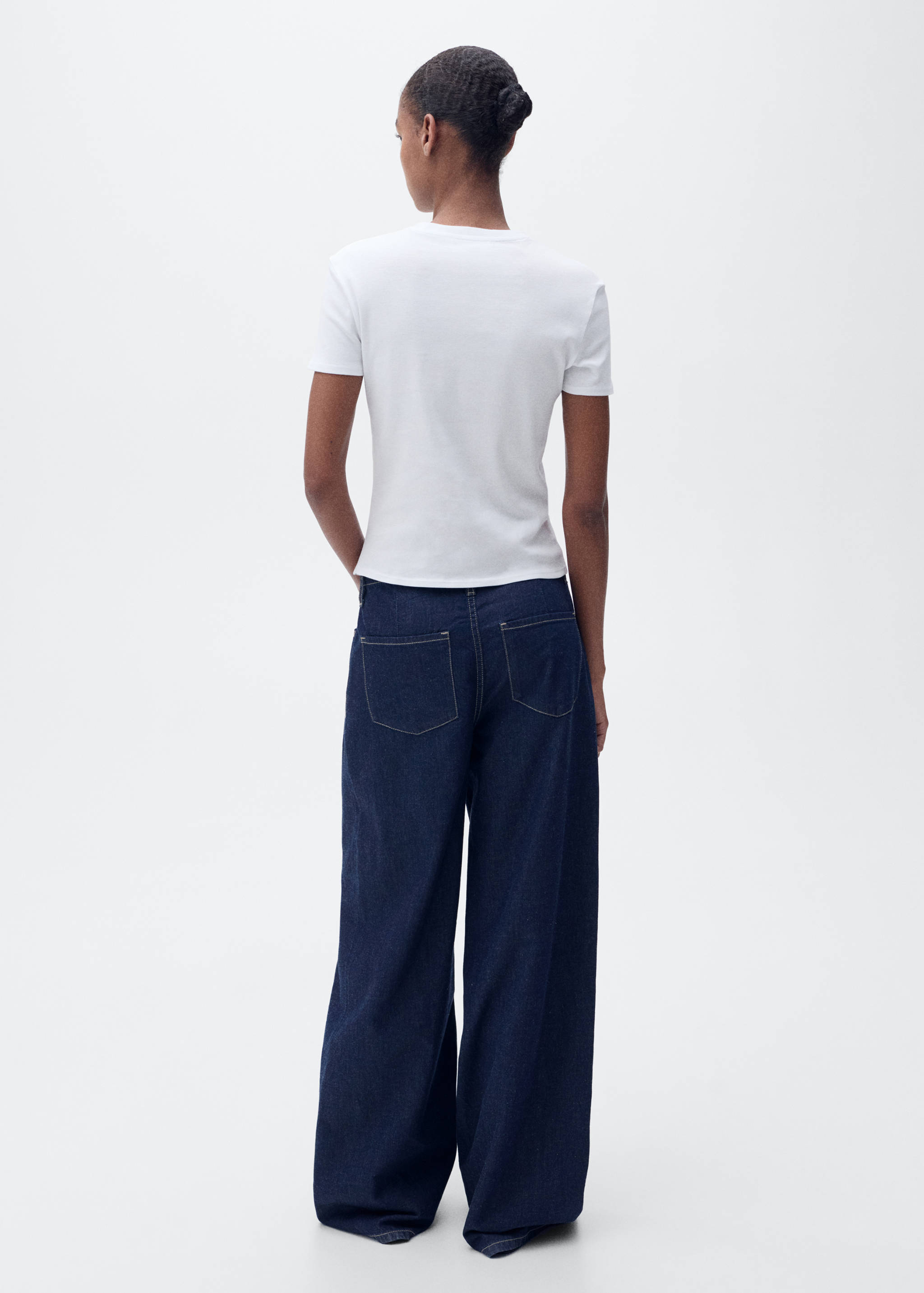 Tailliertes Baumwoll-T-Shirt - Rückseite des Artikels