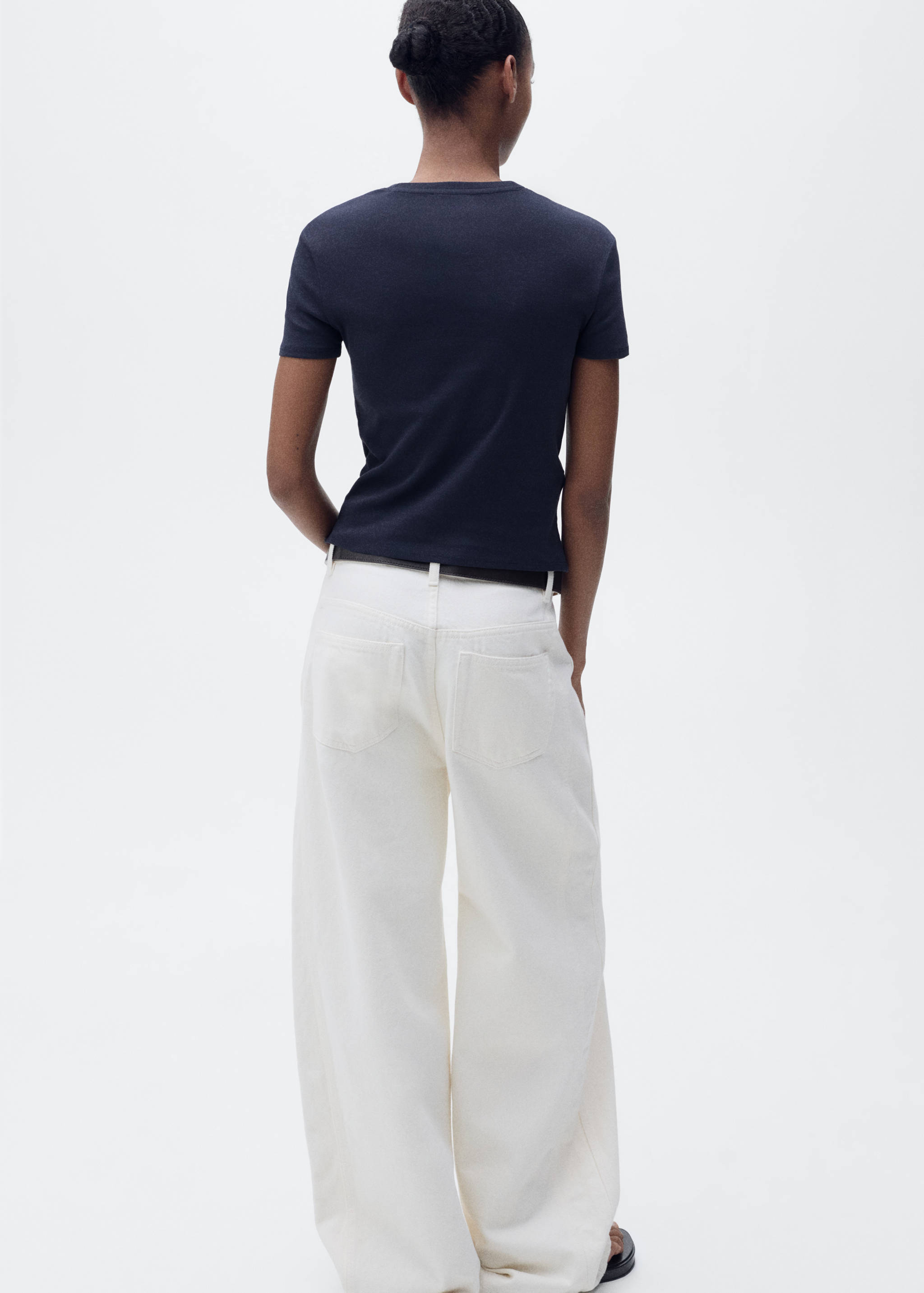 Tailliertes Baumwoll-T-Shirt - Rückseite des Artikels