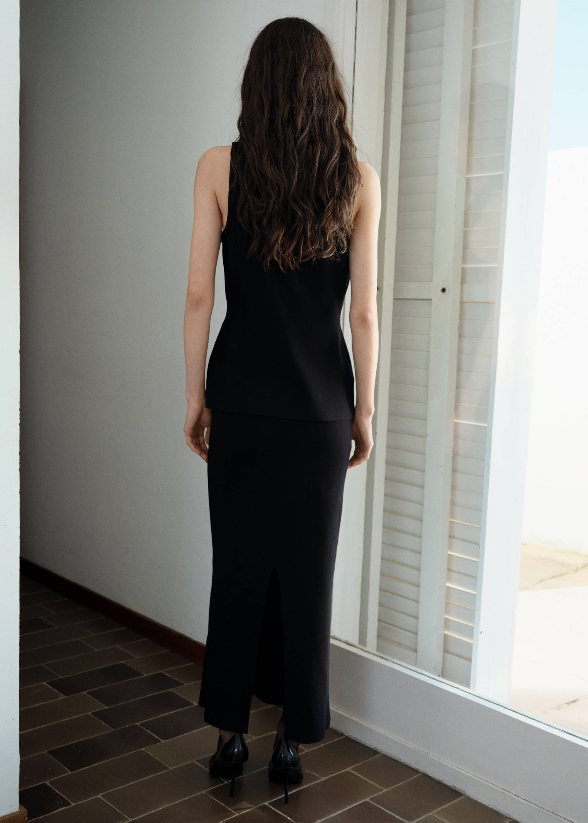 Gilet maille boutons bijoux - Verso de l’article, Noir. Ref: 87094089-00.