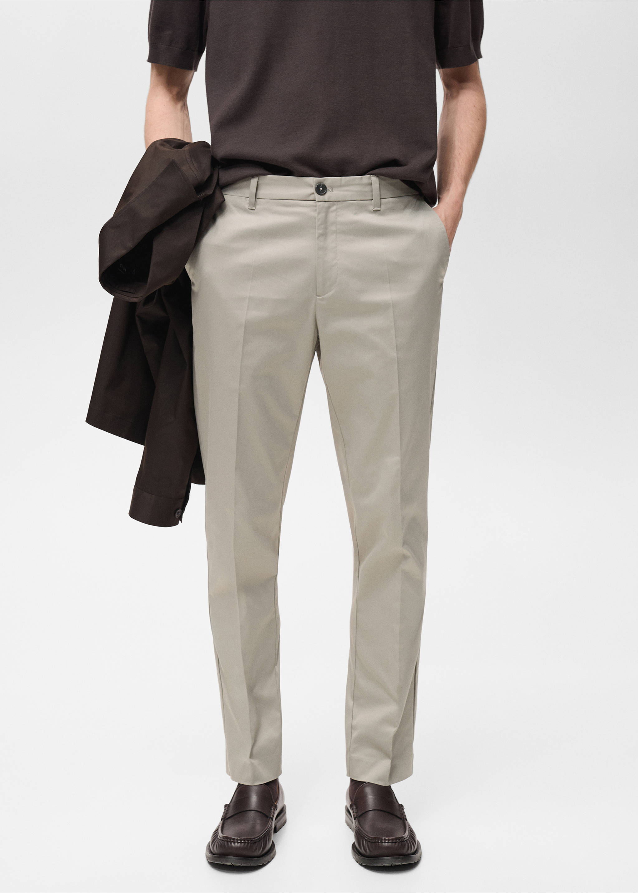 Dublino slim-fit chino - Middenvlak, IJsgrijs. Ref: 87094387-00.
