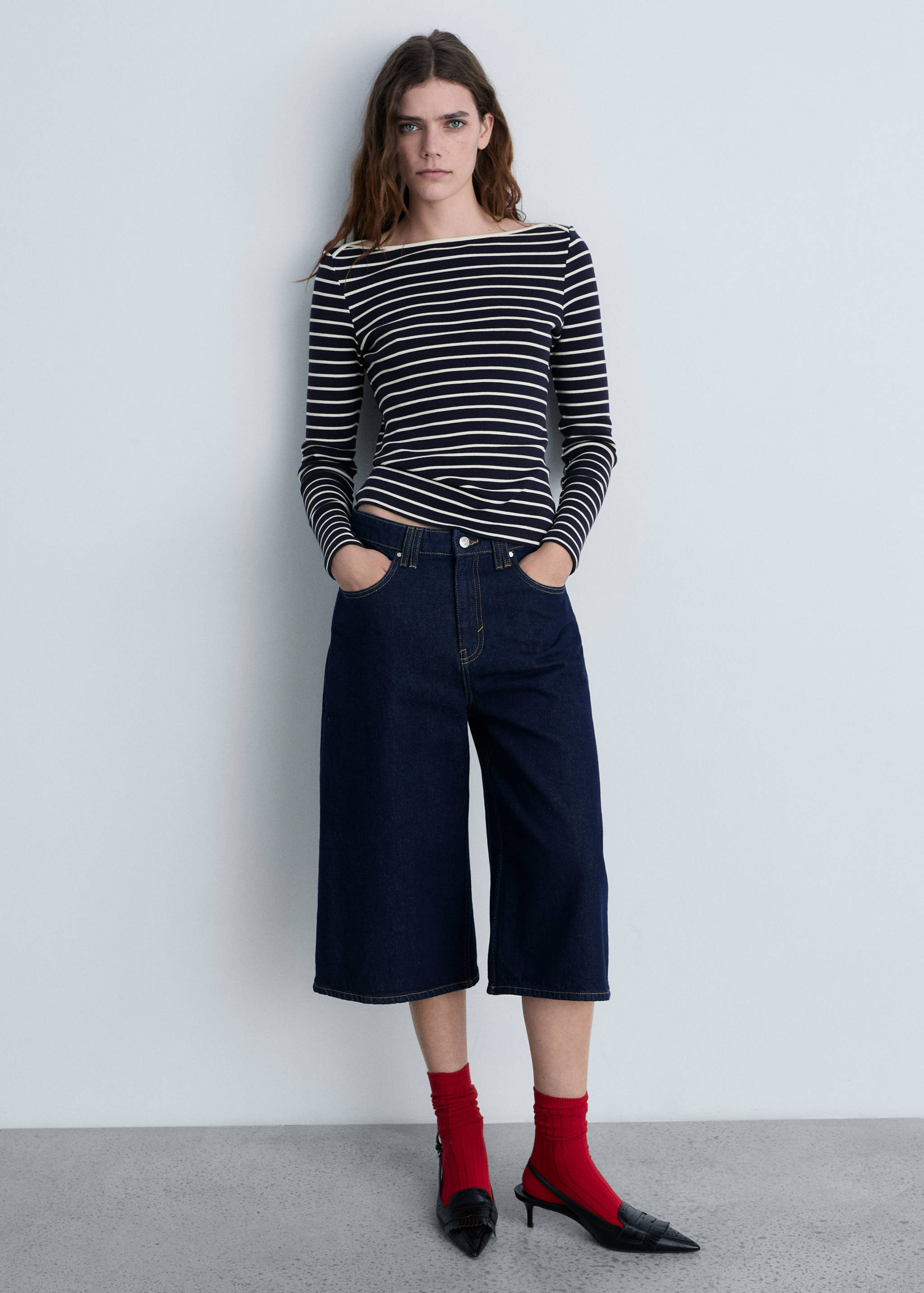 Gestreiftes T-Shirt mit Bateau-Ausschnitt - Allgemeine Ansicht