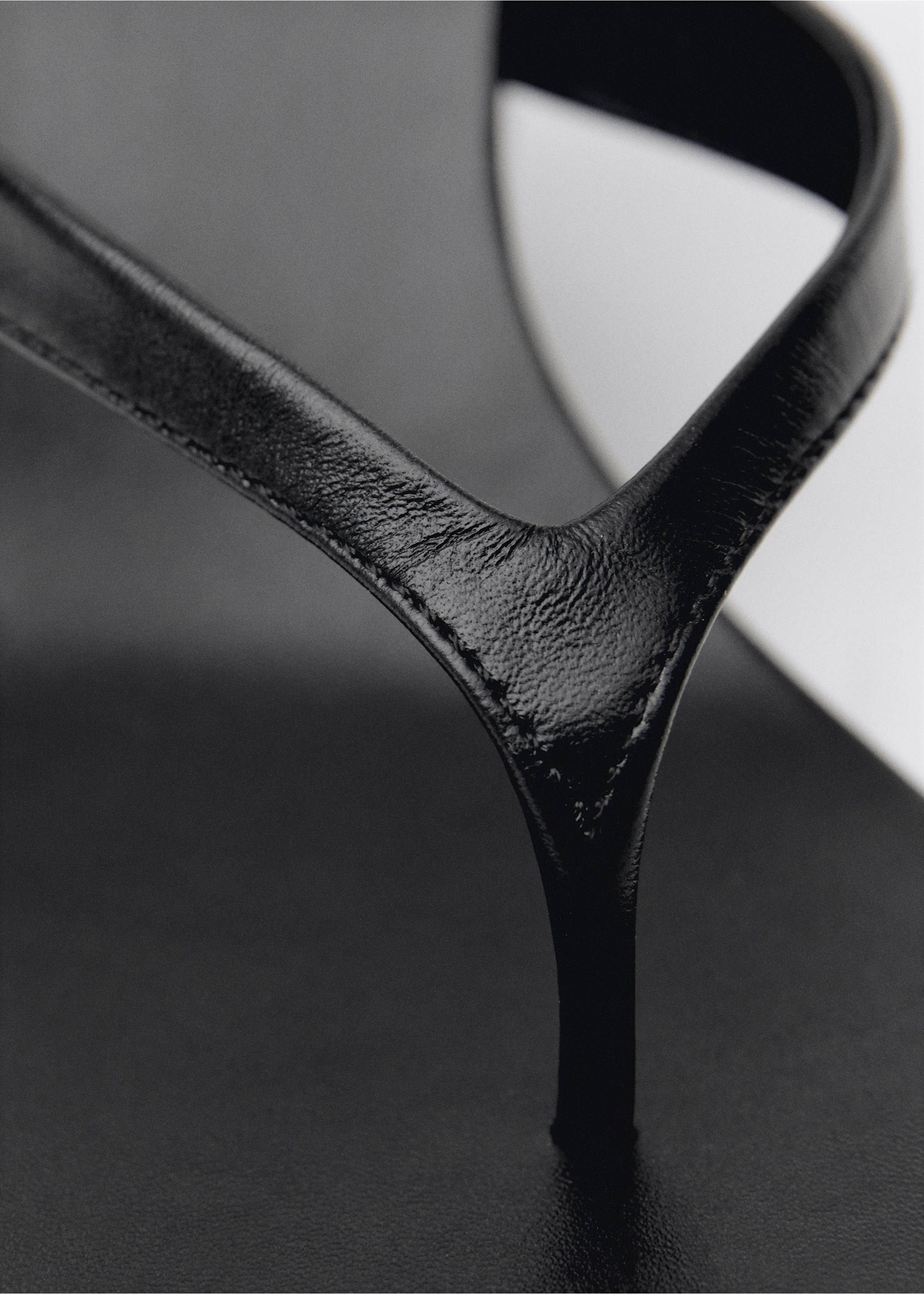Wedge leather sandals - Details of the article 3, Black. Ref: 87094422-00.