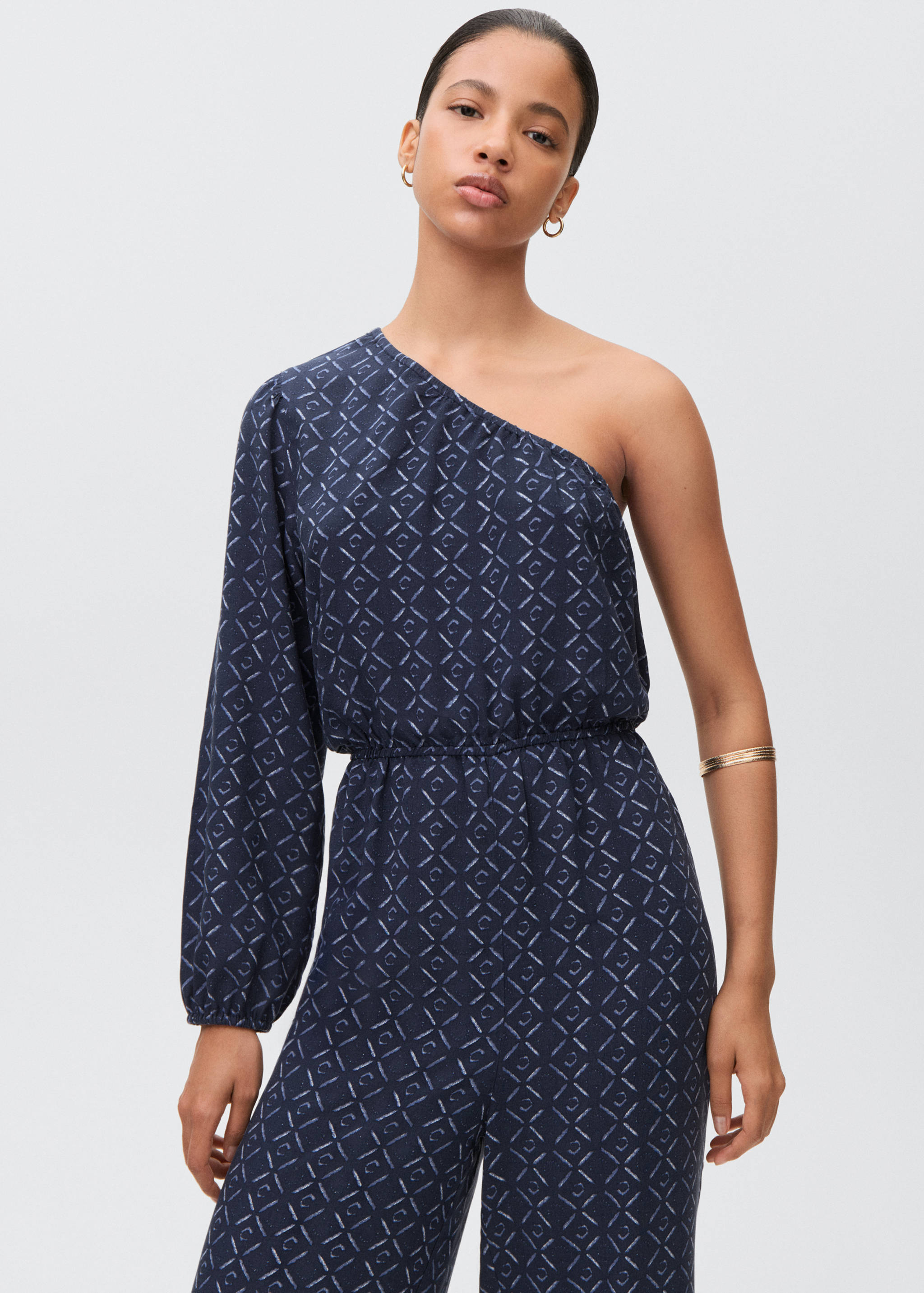 Aszimmetrikus hosszú nadrágruha - Felezősík