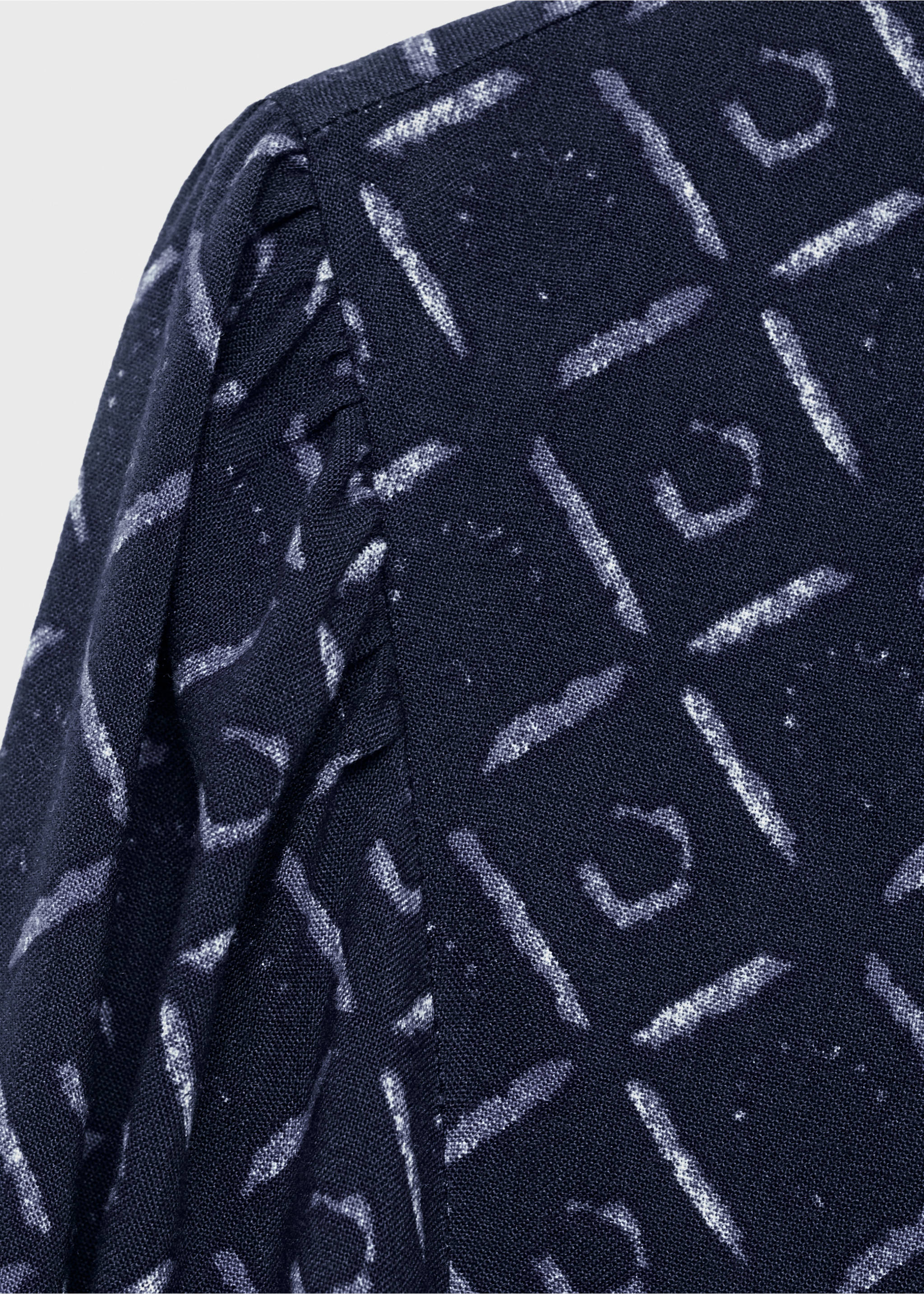 Mono largo asimétrico - Detalle del artículo 8, Azul marino oscuro. Ref: 87094787-00.