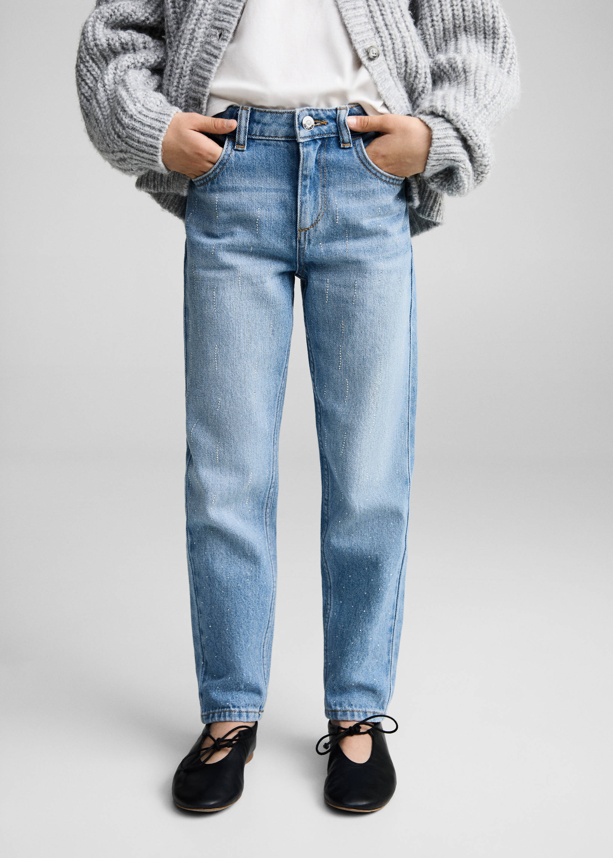 Jeans Mom-fit detalle brillantes - Plano medio