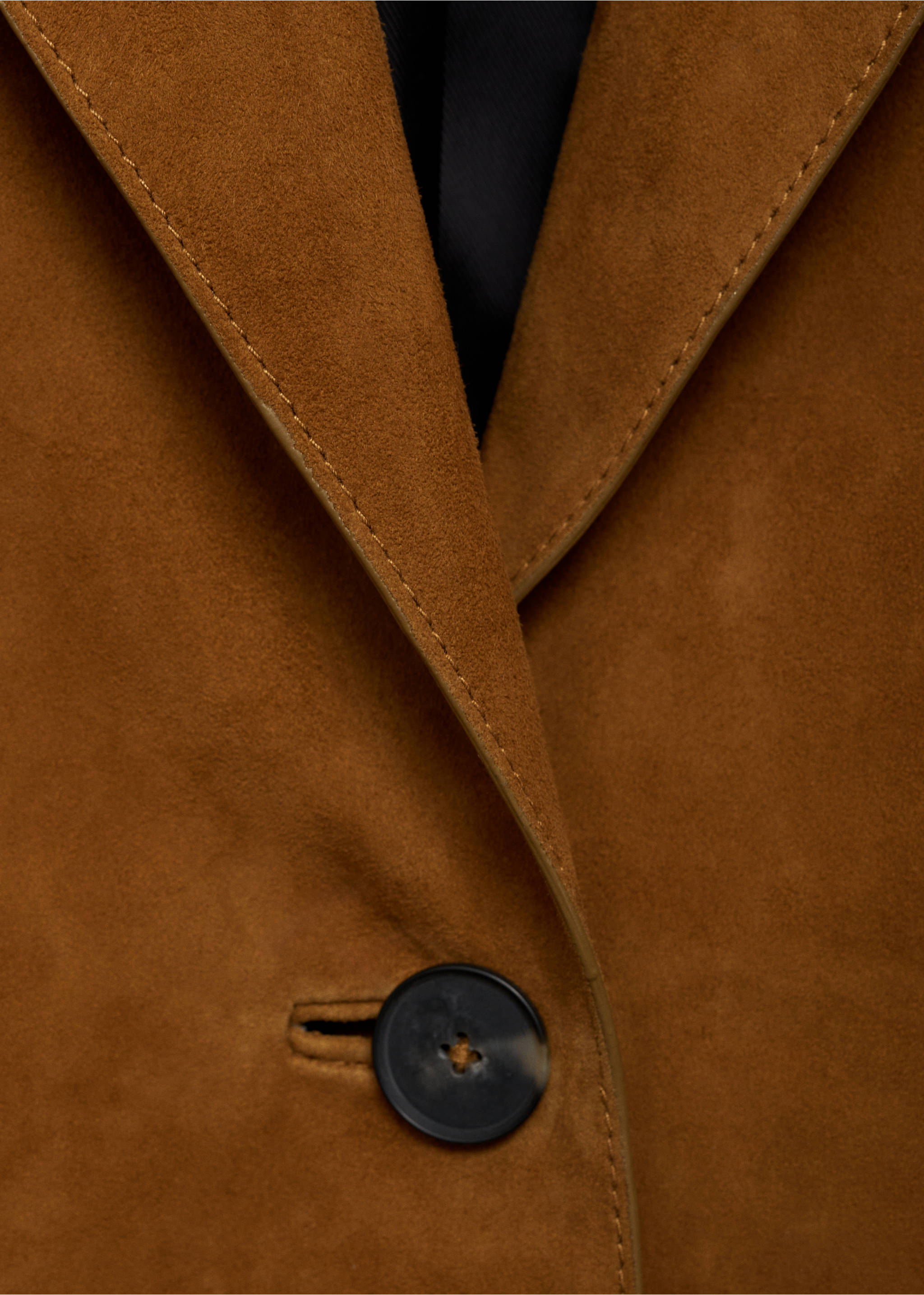 Lapelled suede coat - Details of the article 8, Medium Brown. Ref: 87094803-00.