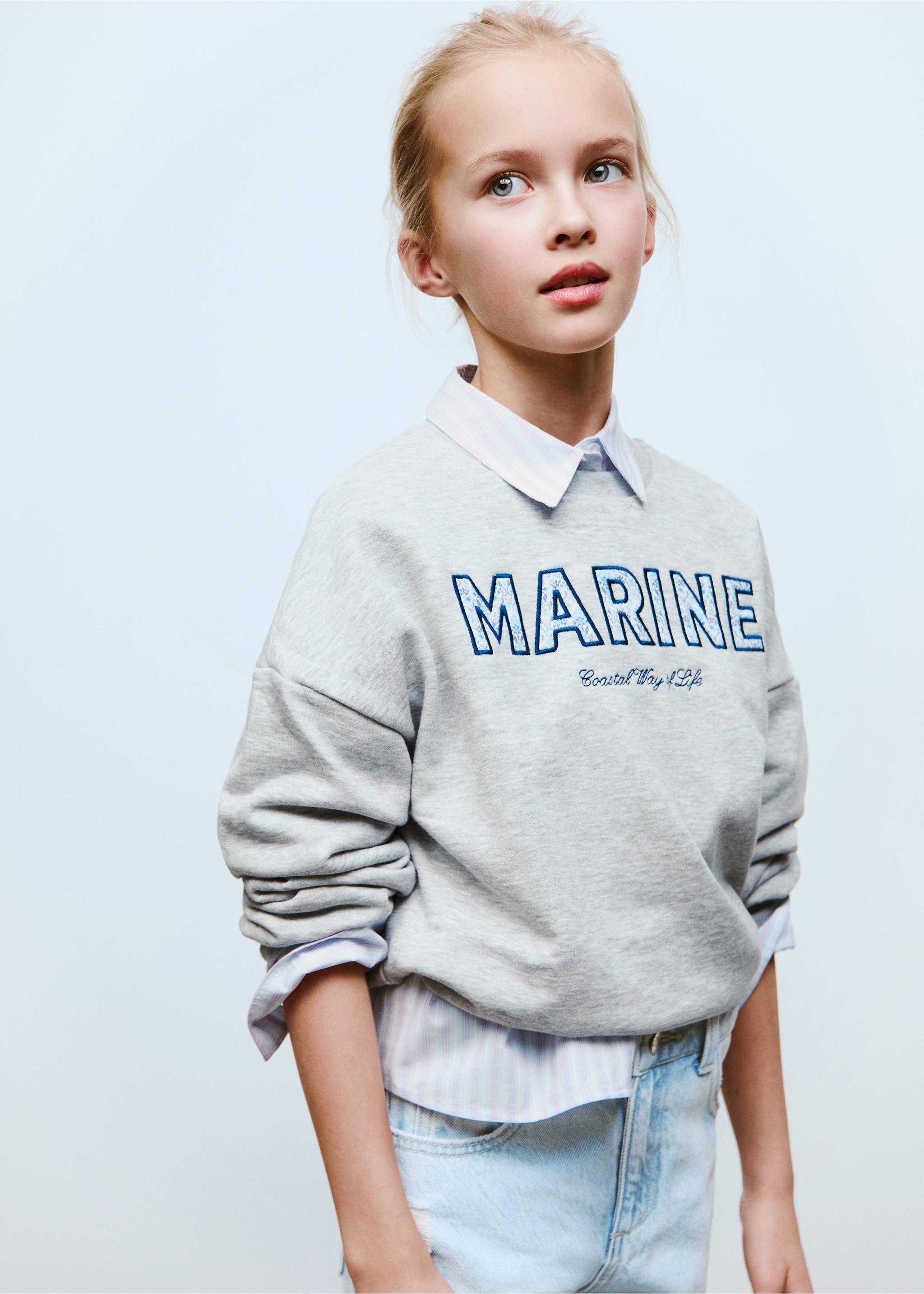 Cotton sweatshirt with embroidered message - Details of the article 2, Light Heather Grey. Ref: 87094805-00.