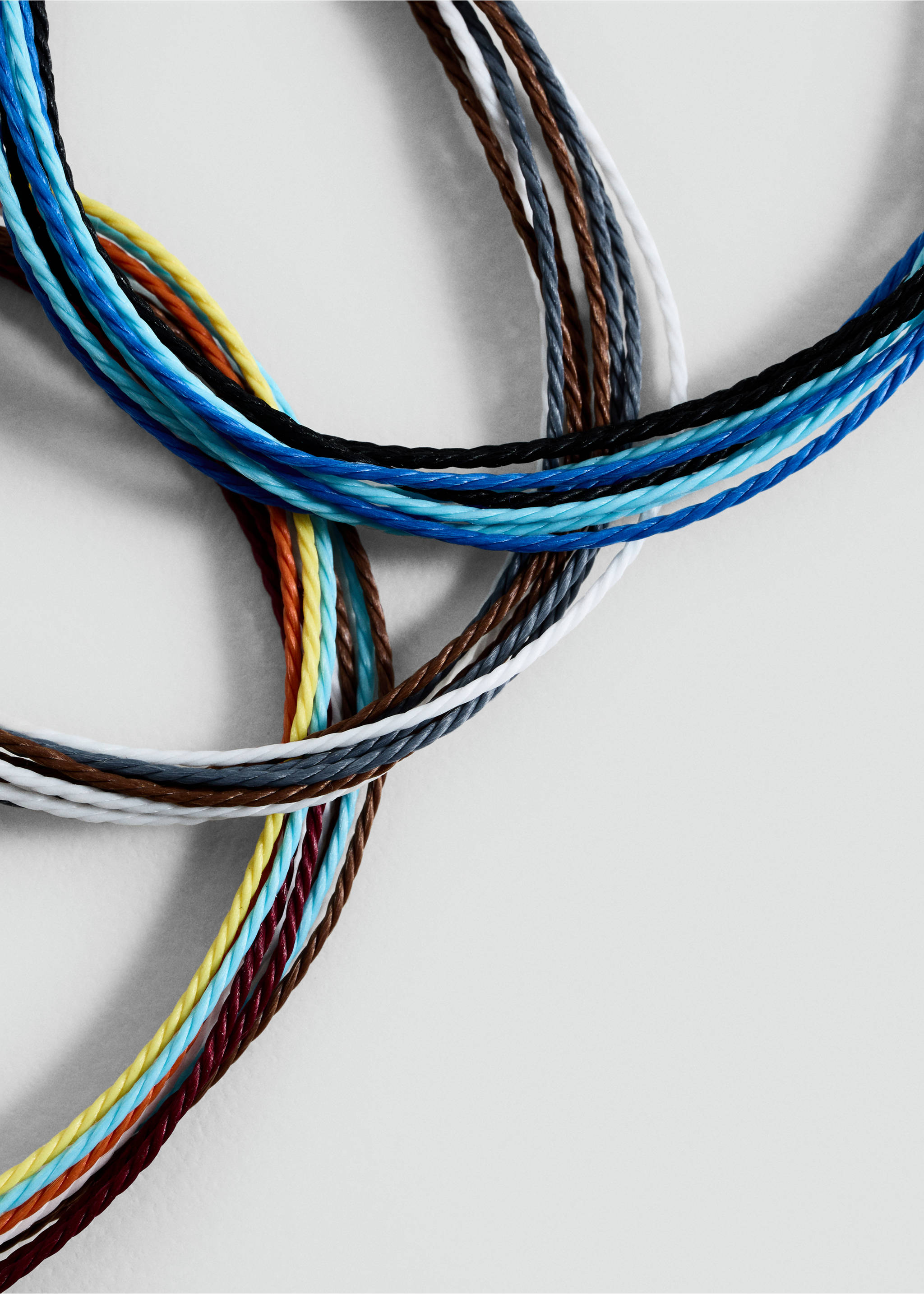 Thread multiple chain bracelet - Details of the article 1, Brown. Ref: 87095140-00.