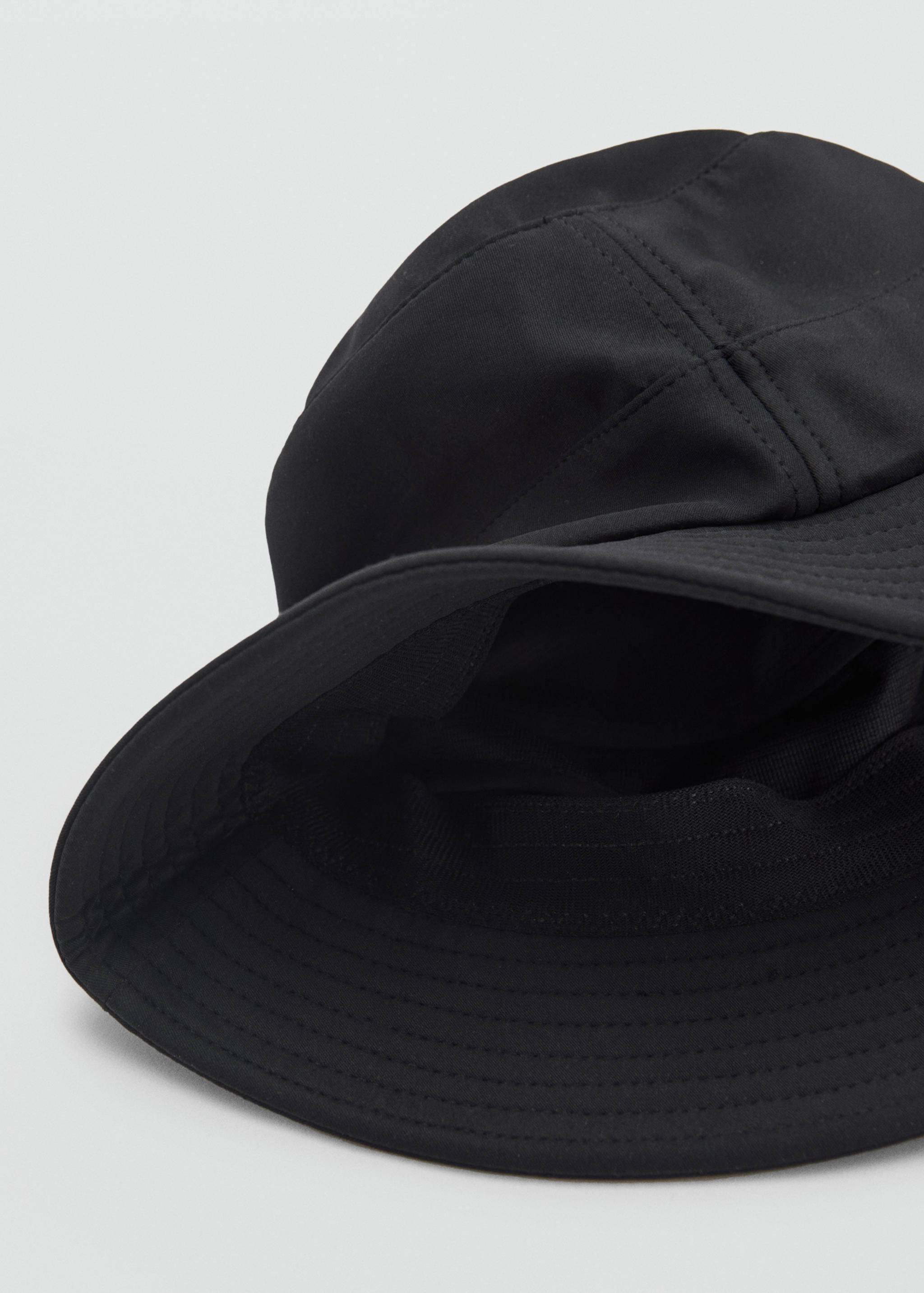 Bucket hat - Details of the article 1