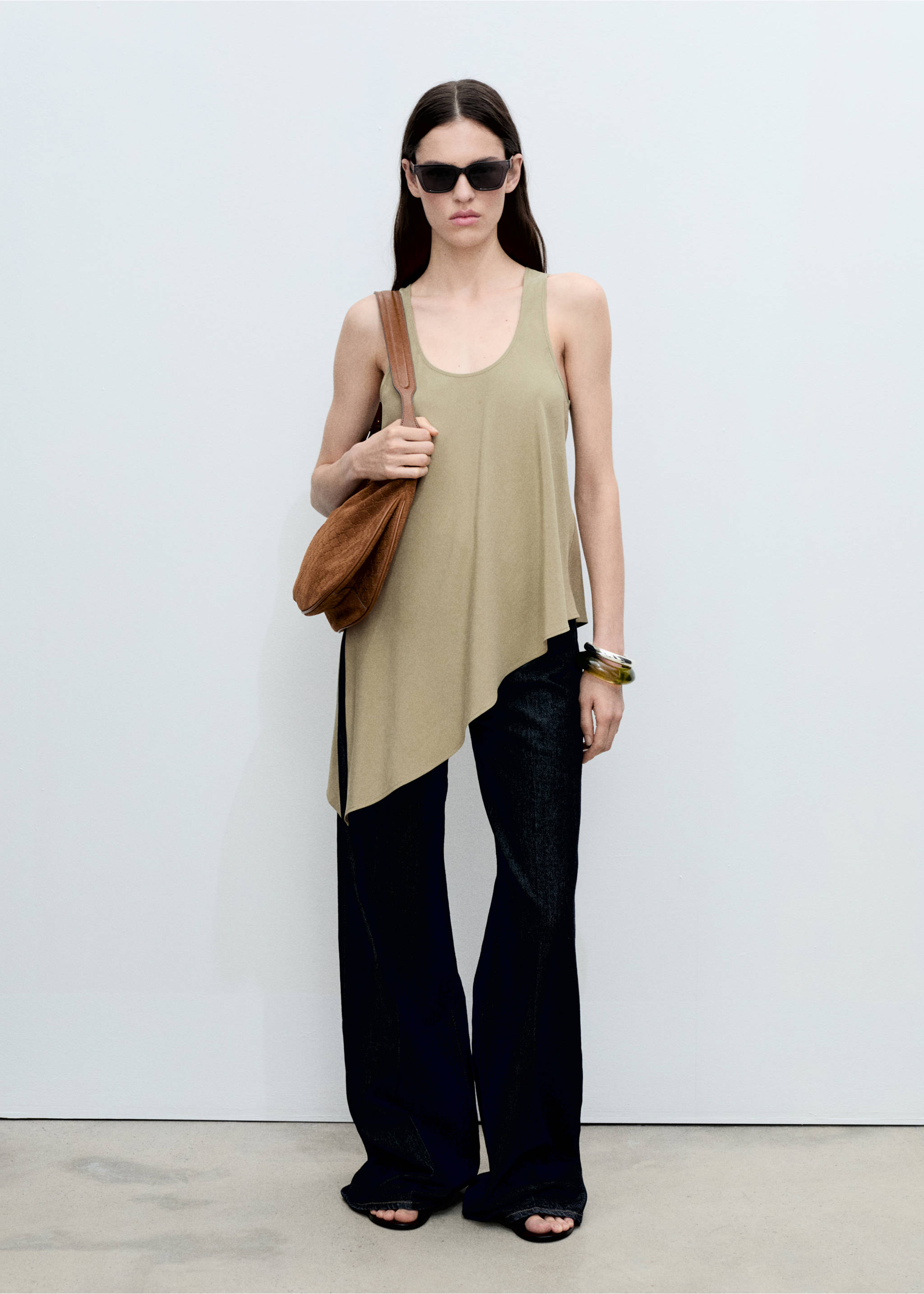 Asymmetrical lyocell top - General plane, Khaki. Ref: 87095739-00.