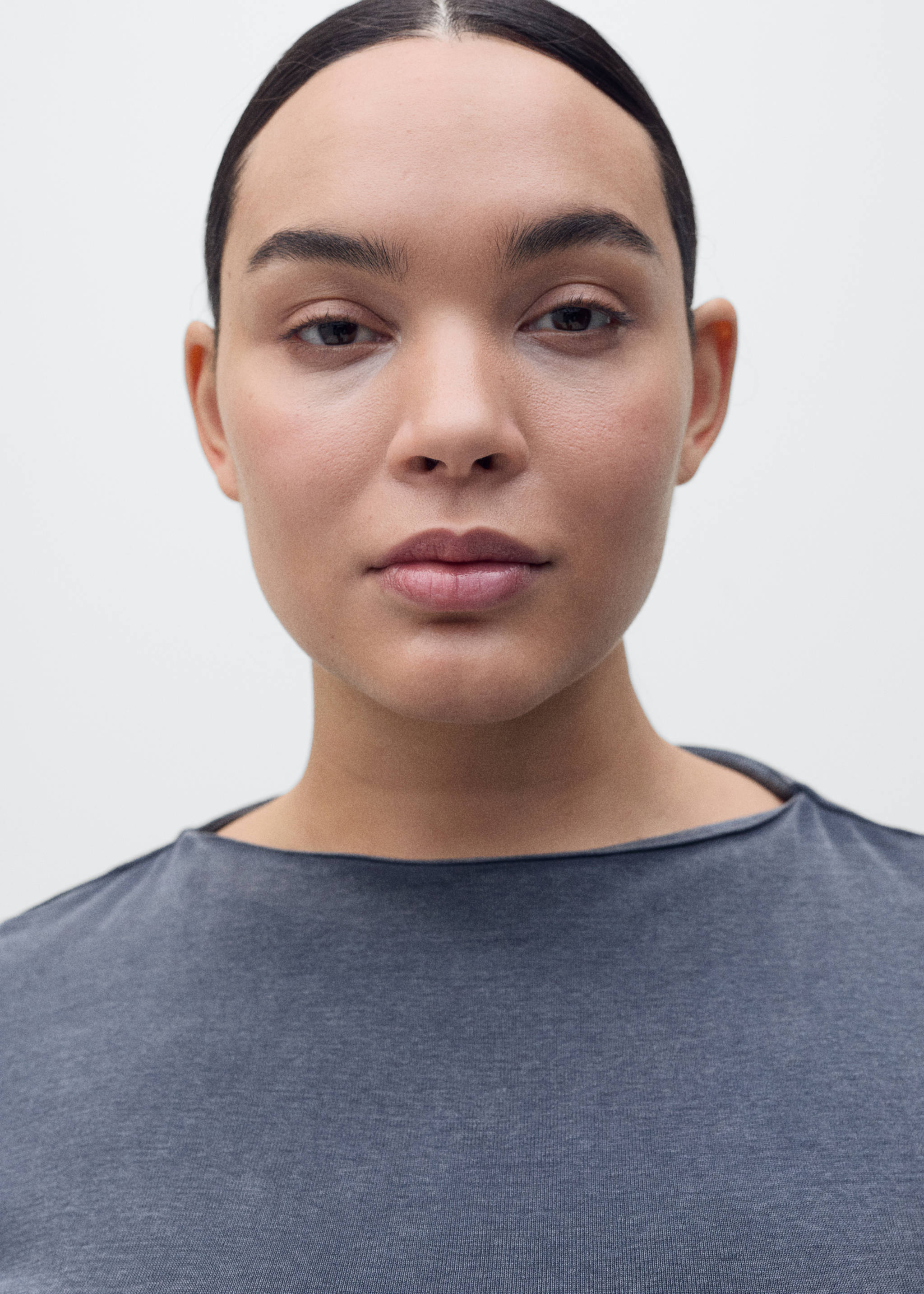 Midi šaty s detailem řasení - Detail zboží 4