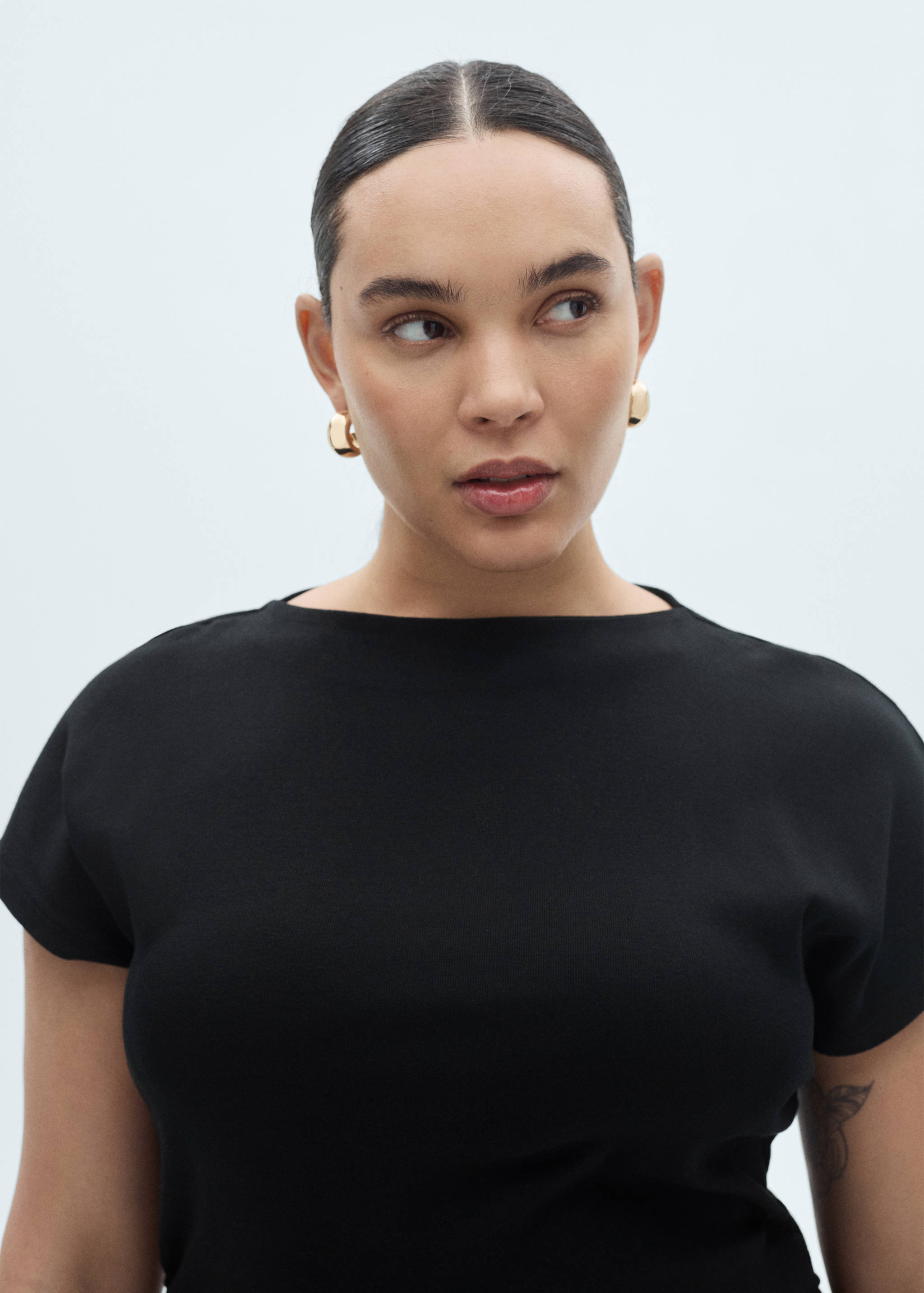 Midi šaty s detailem řasení - Detail zboží 4