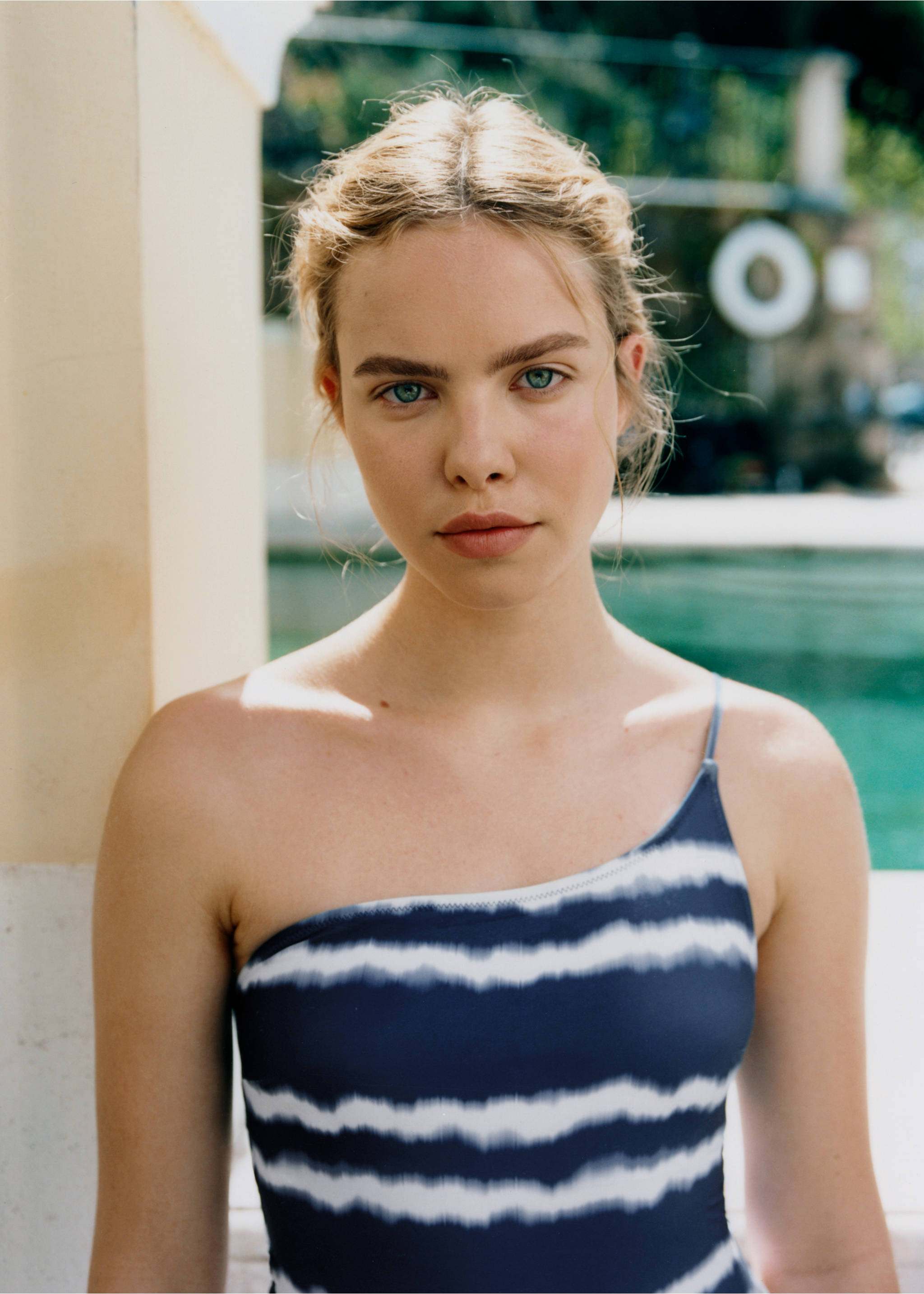 Asymmetrischer Batik-Badeanzug - Detail des Artikels 5, Dunkles Marineblau. Ref: 87095743-00.