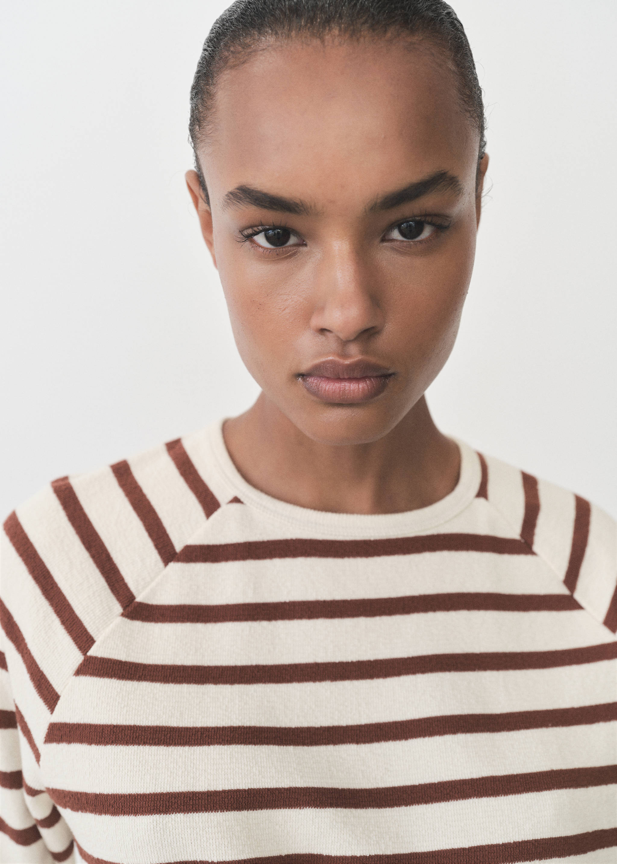 Dessuadora ratlles coll rodó - Detall de l'article 1