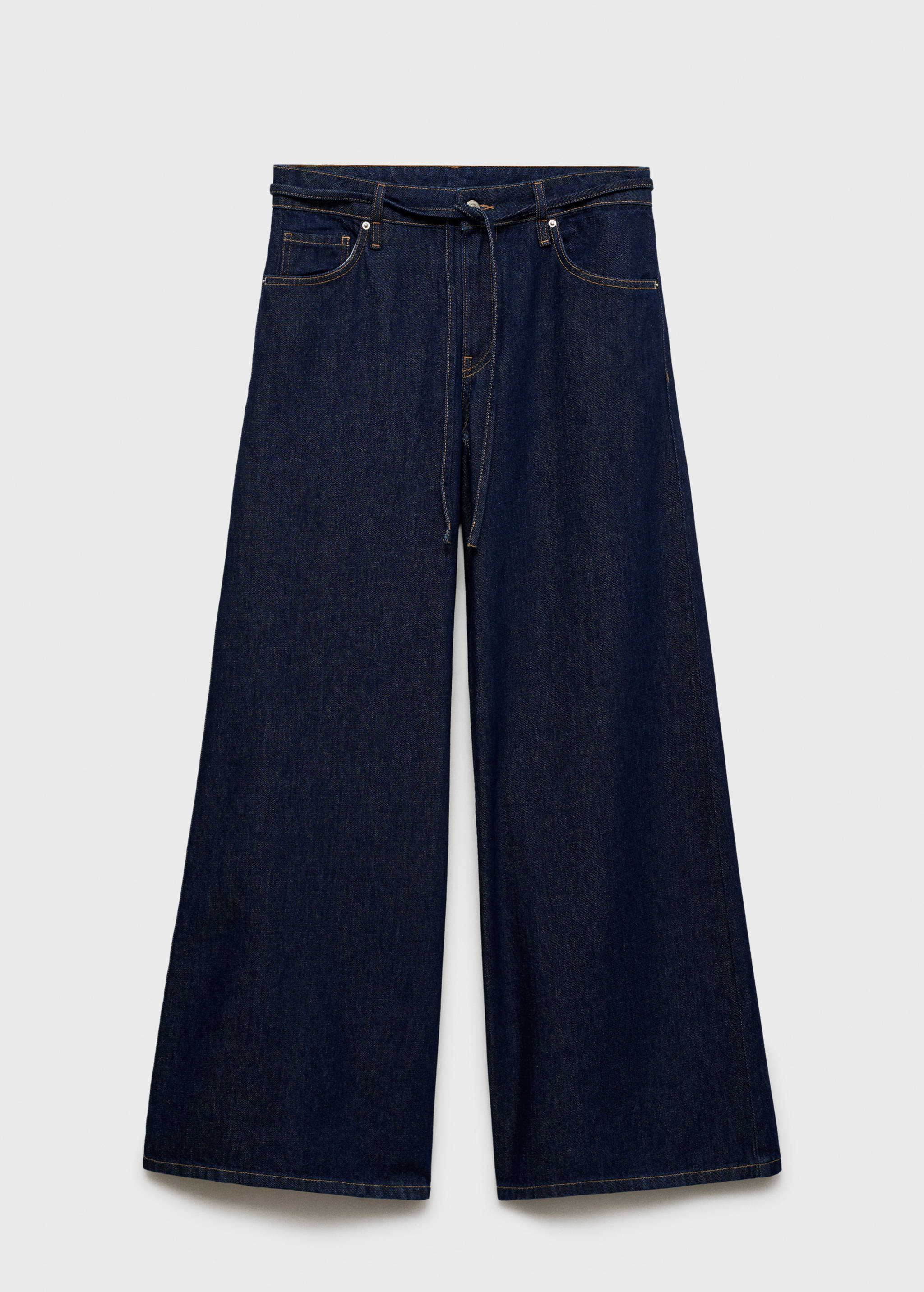 Jeans mit weitem Bein, niedriger Taille und Gürtel - Artikel ohne Model