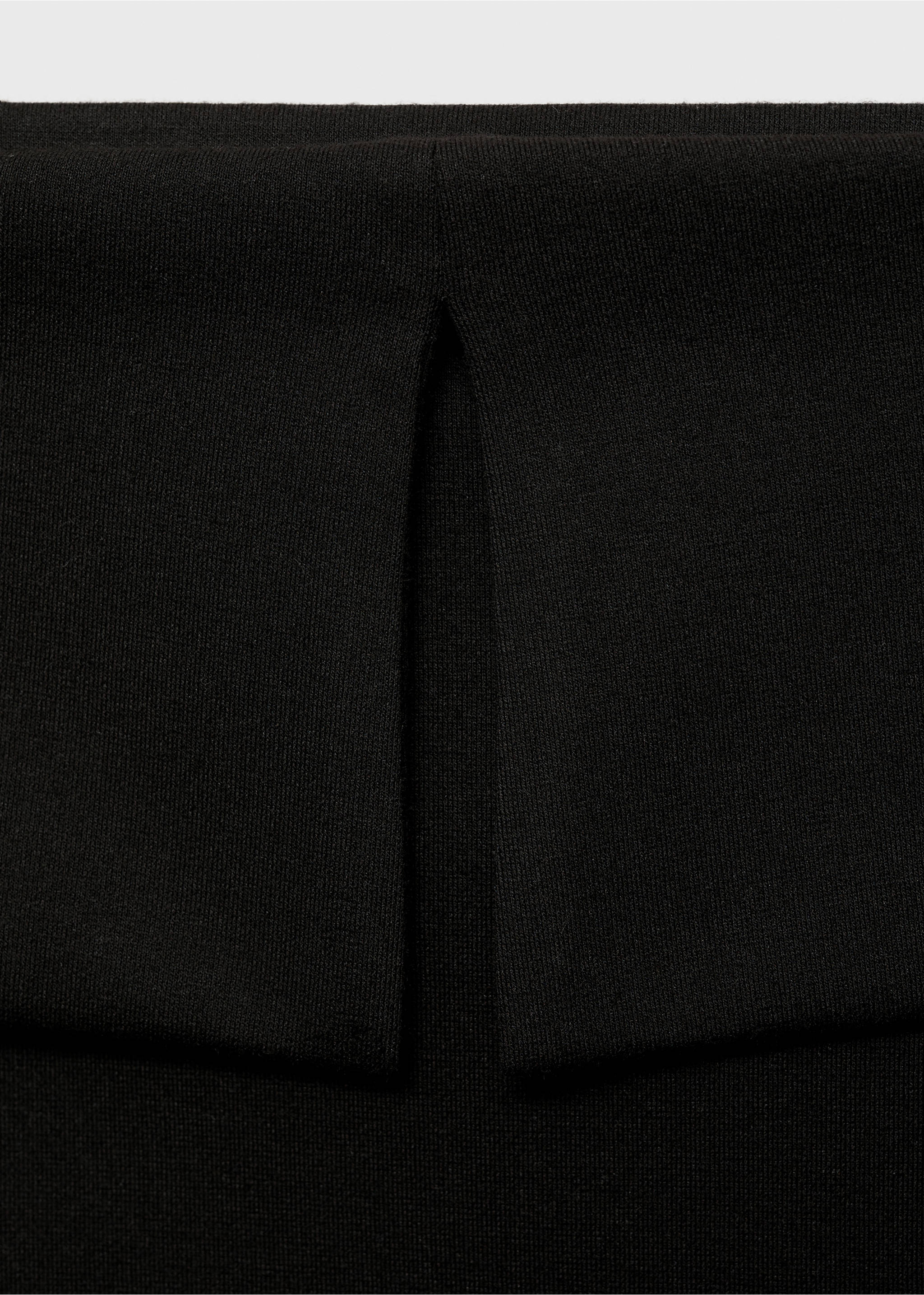 Off-shoulder top - Details of the article 0, Black. Ref: 87095766-00.