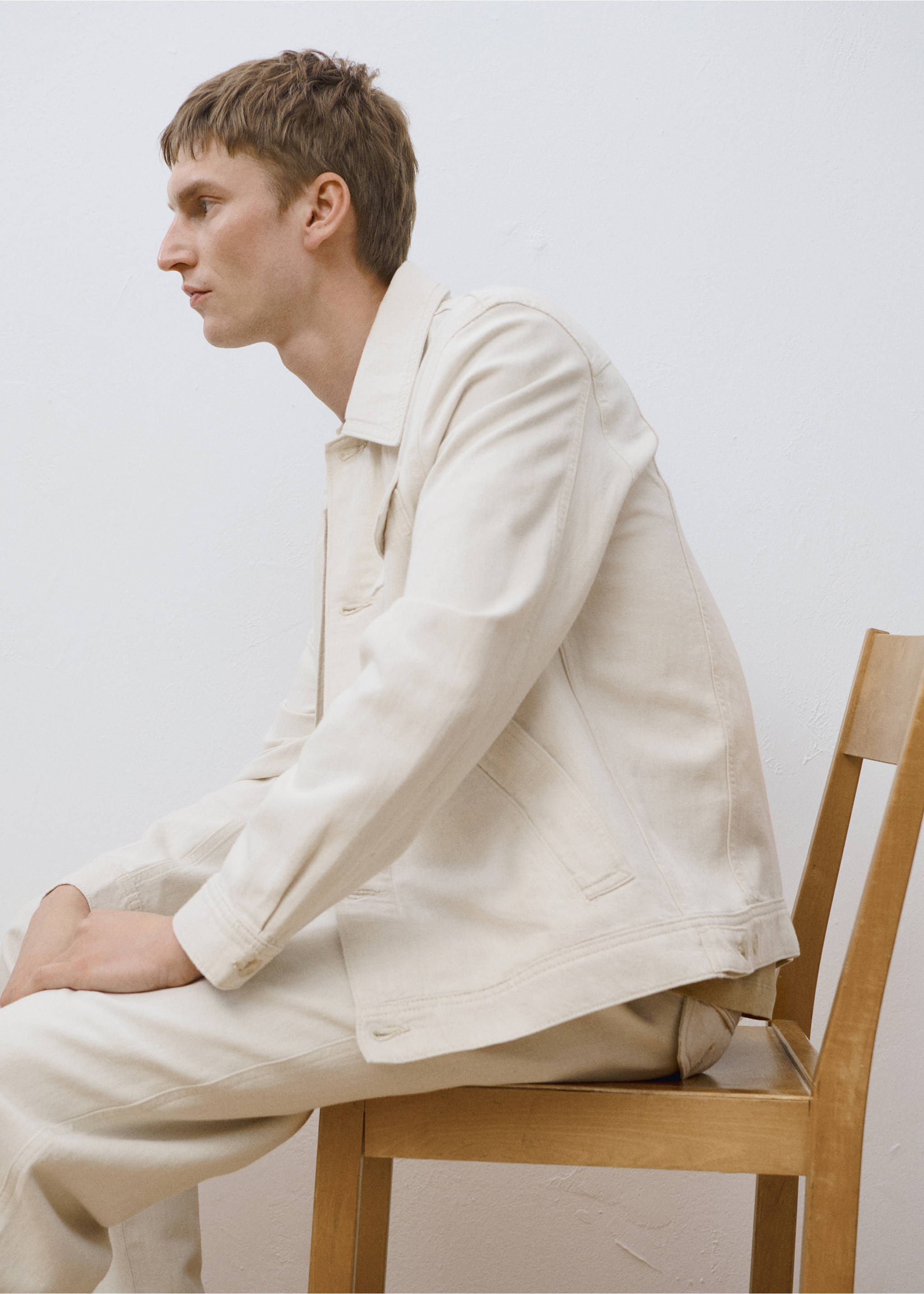 Linen-blend jacket with pockets - Details of the article 5, Ecru. Ref: 87095917-00.