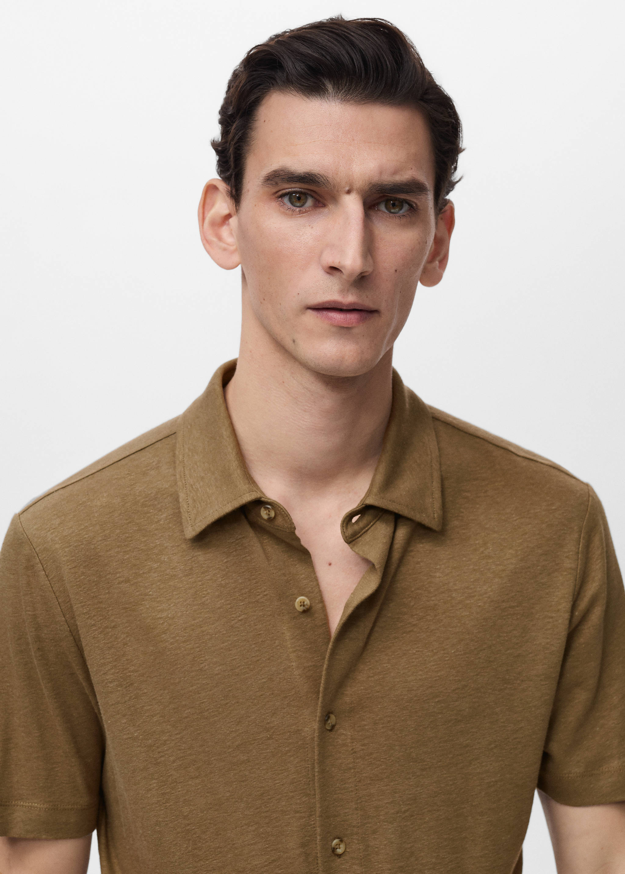 Regular-fit linen shirt - Details of the article 1
