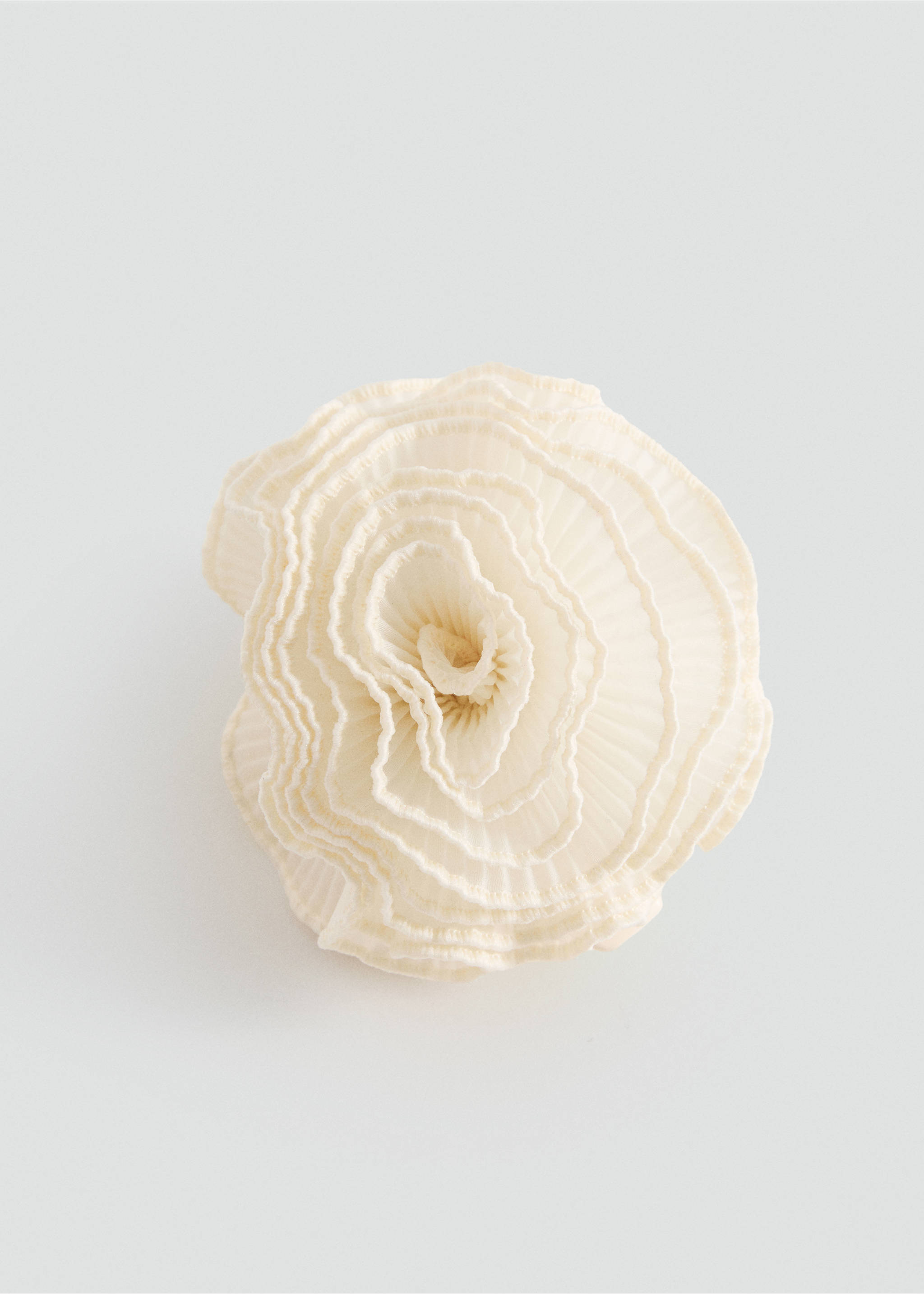 Haarclip met getextureerde bloem - Detail van het artikel 1, Ecru. Ref: 87095925-00.