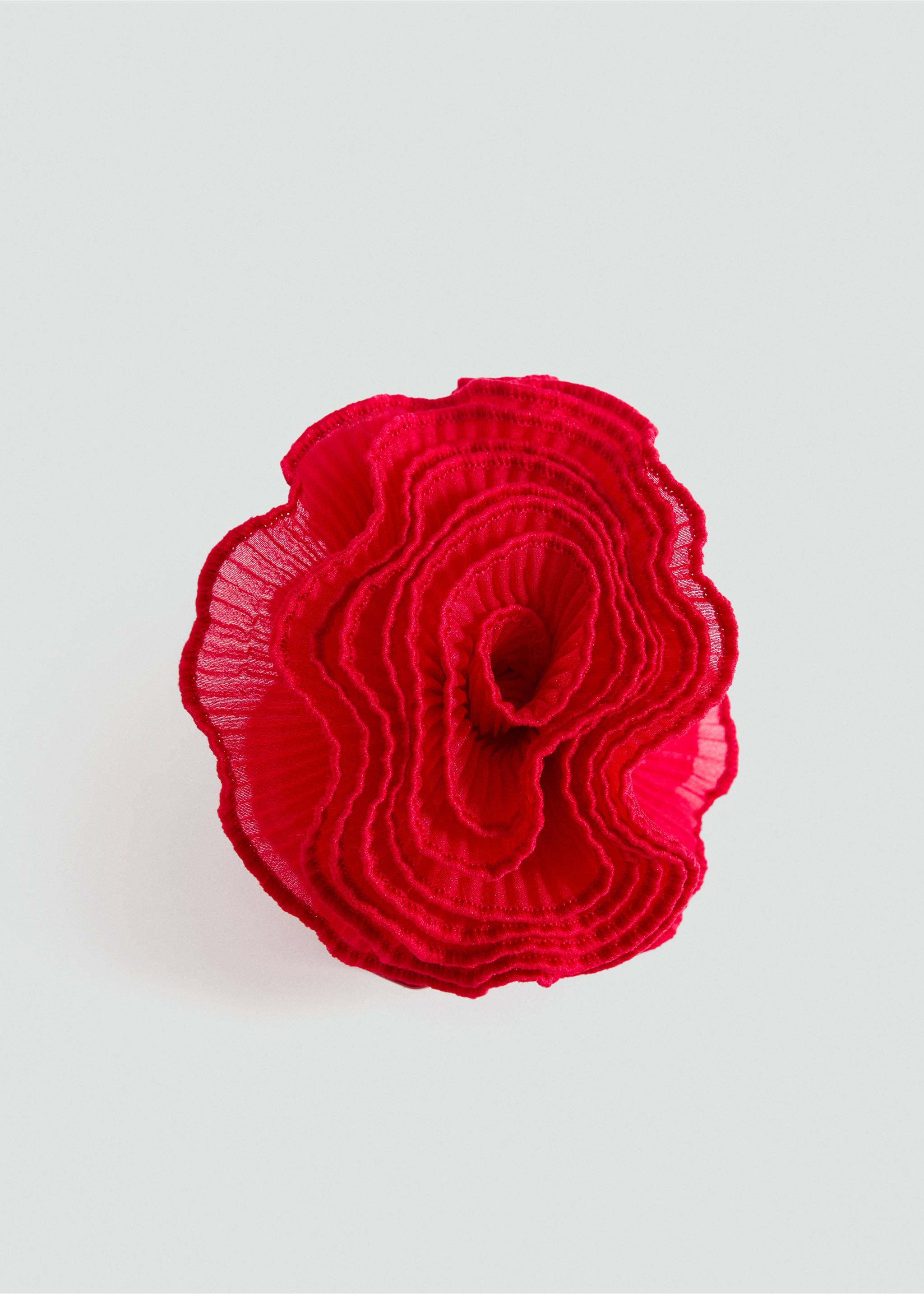 Textured-flower hair clip - Details of the article 1, Red. Ref: 87095925-00.