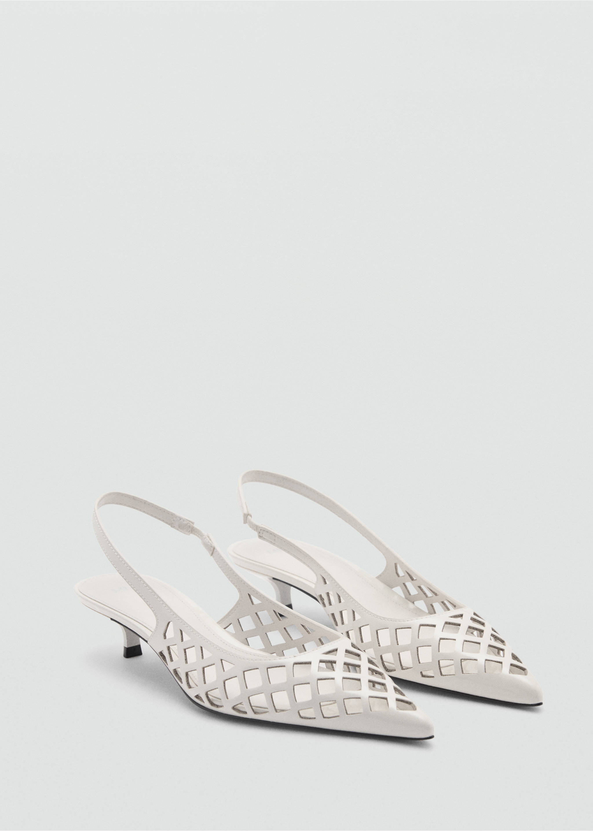 Die-cut kitten shoes - Medium plane, White. Ref: 87095934-00.