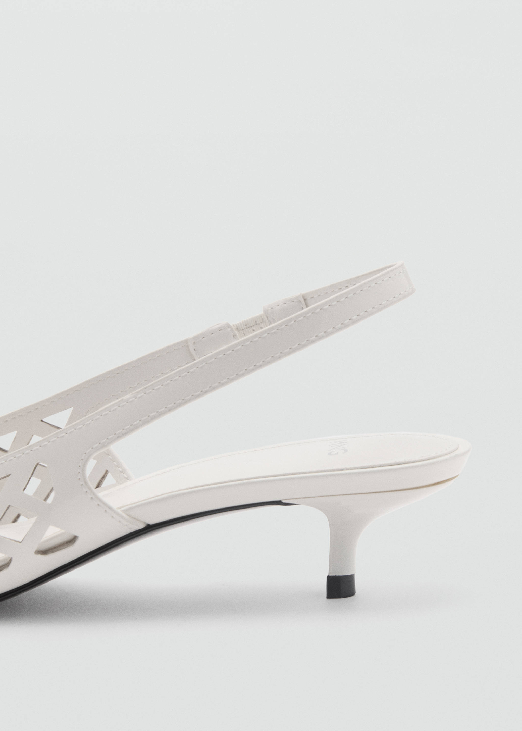 Die-cut kitten shoes - Details of the article 1