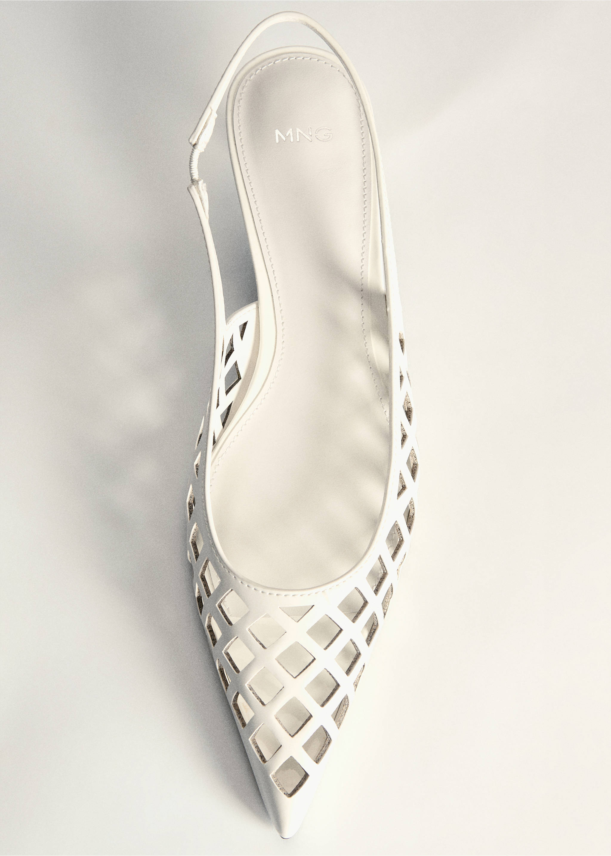 Die-cut kitten shoes - Details of the article 5, White. Ref: 87095934-00.