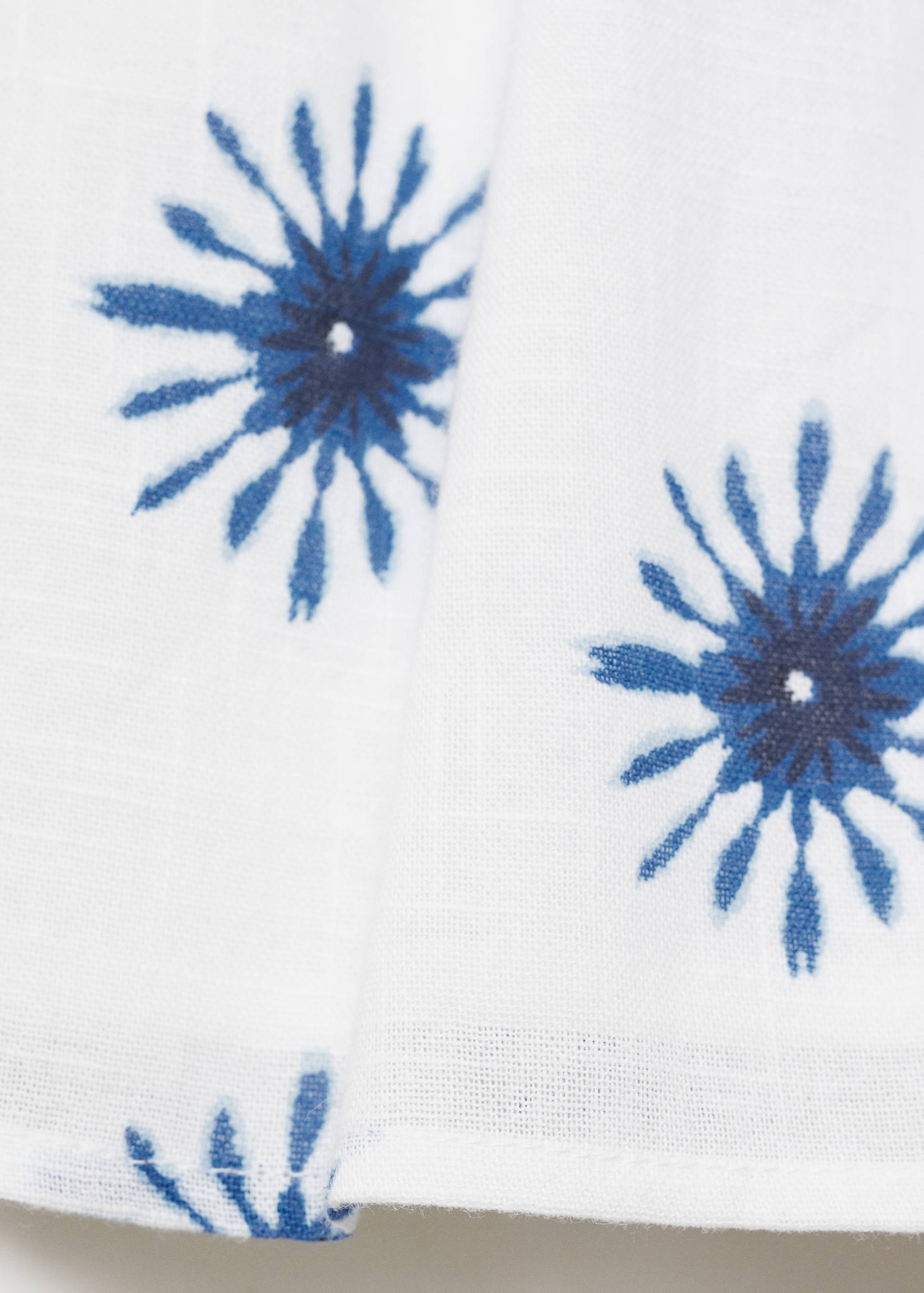 Printed skirt - Details of the article 0