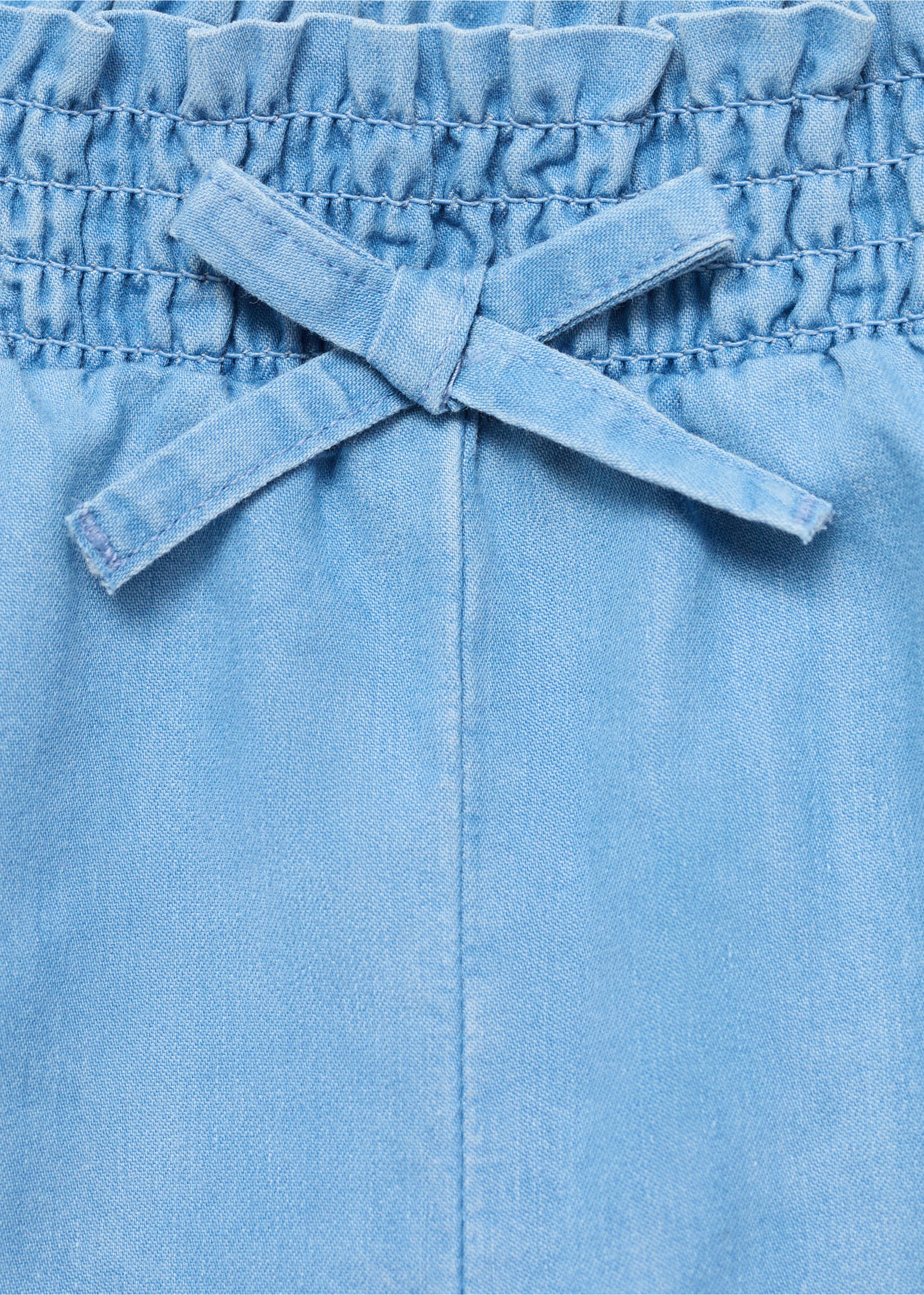 Spodnie z marszczeniem w pasie - Szczegóły artykułu 8, Średni niebieski. Ref: 87095941-00.