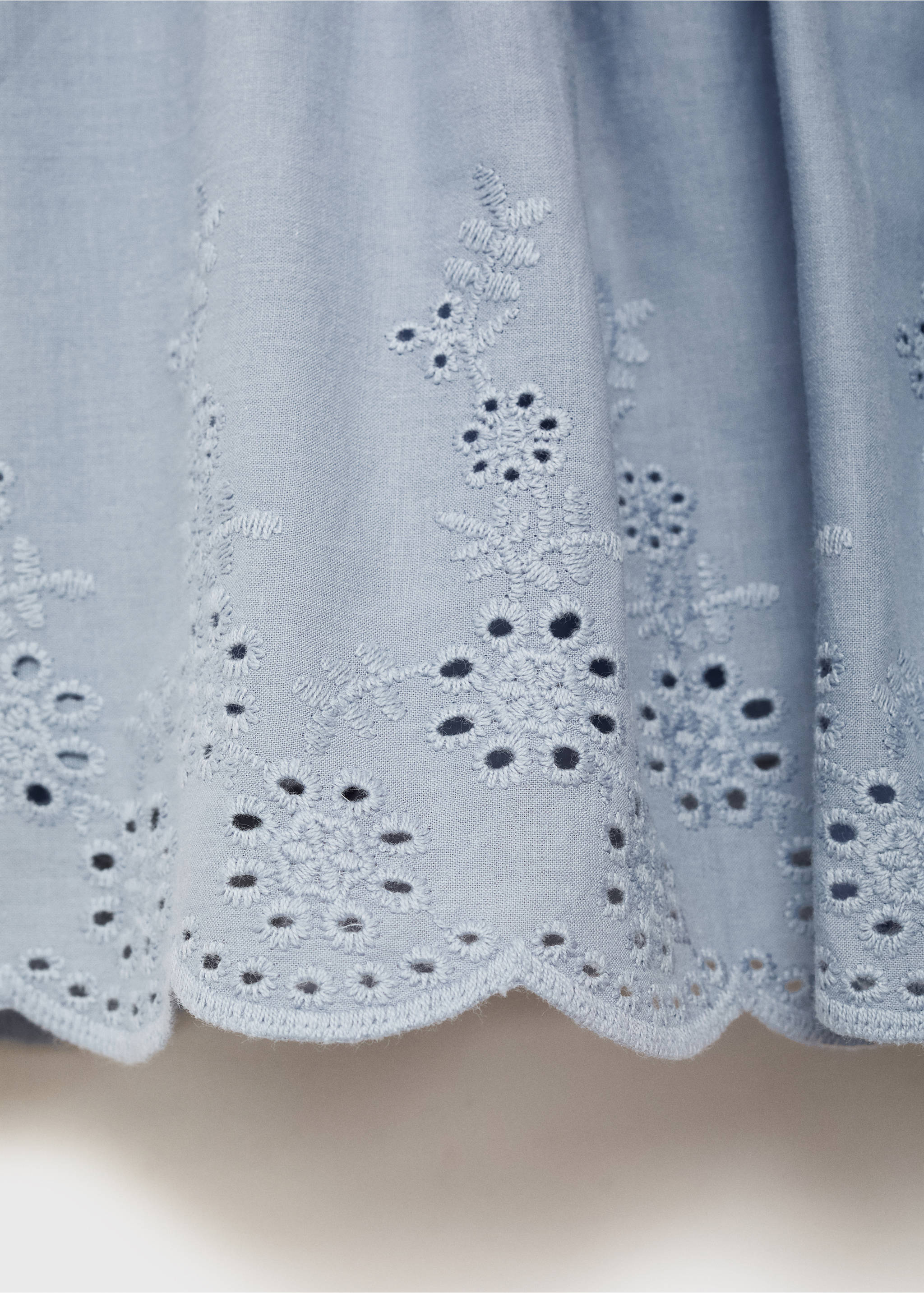 Rok met ruches en broderie anglaise - Detail van het artikel 0, Hemelsblauw. Ref: 87095945-00.
